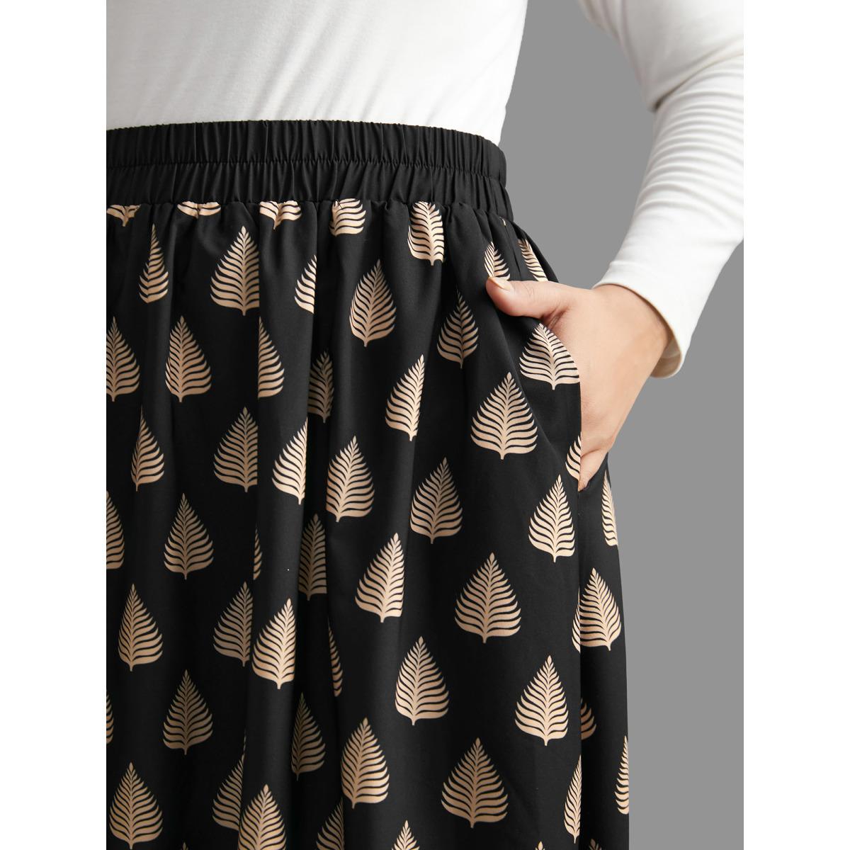 Plus Size Boho Print Elastic Waist Pocket Skirt Women BlackFlower Elegant Contrast Low stretch Slanted pocket Everyday Skirts BloomChic 10/M Product Image