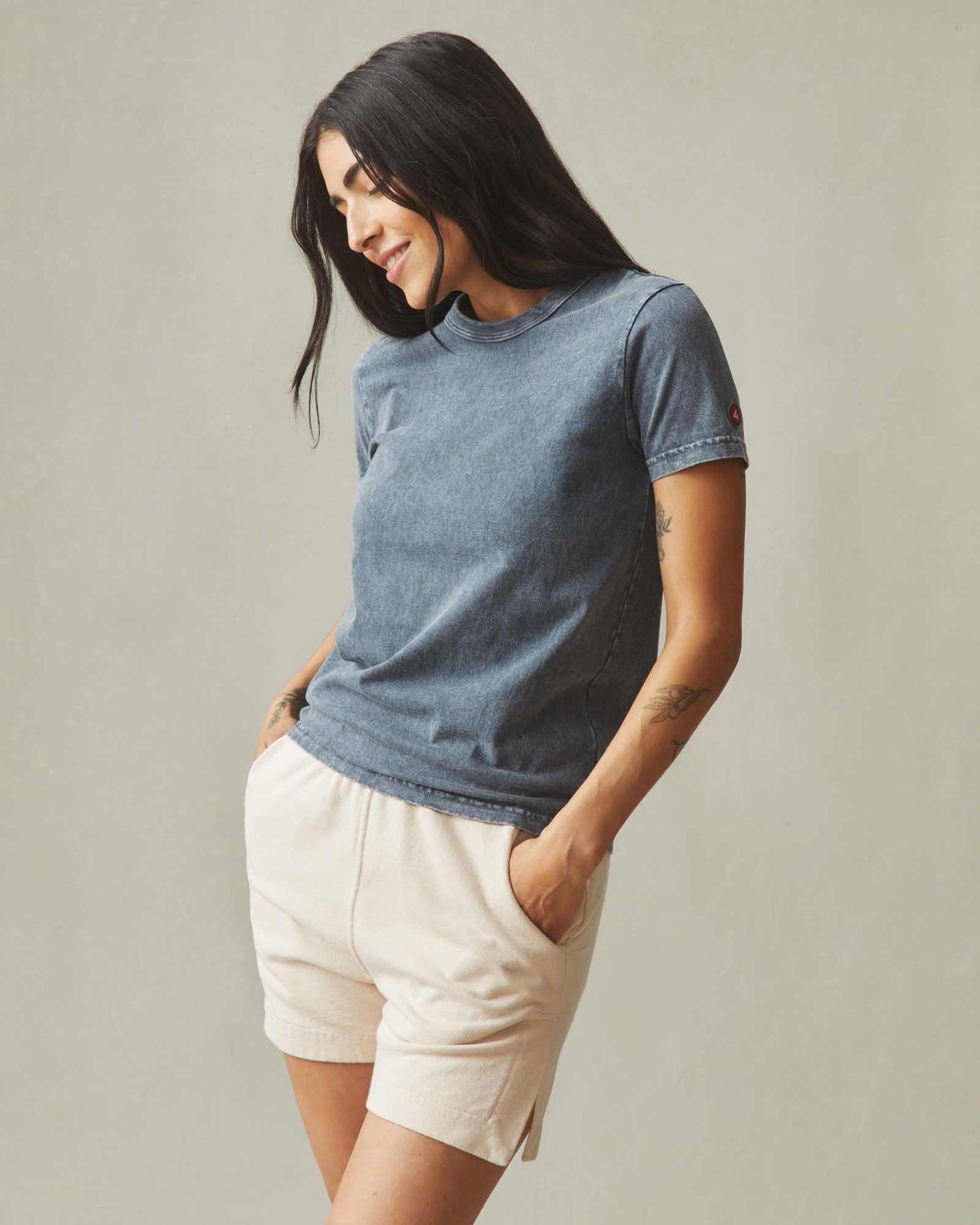 Women's Vintage Crew Tee - Mineral Wash Metropolitan Grey Product Image