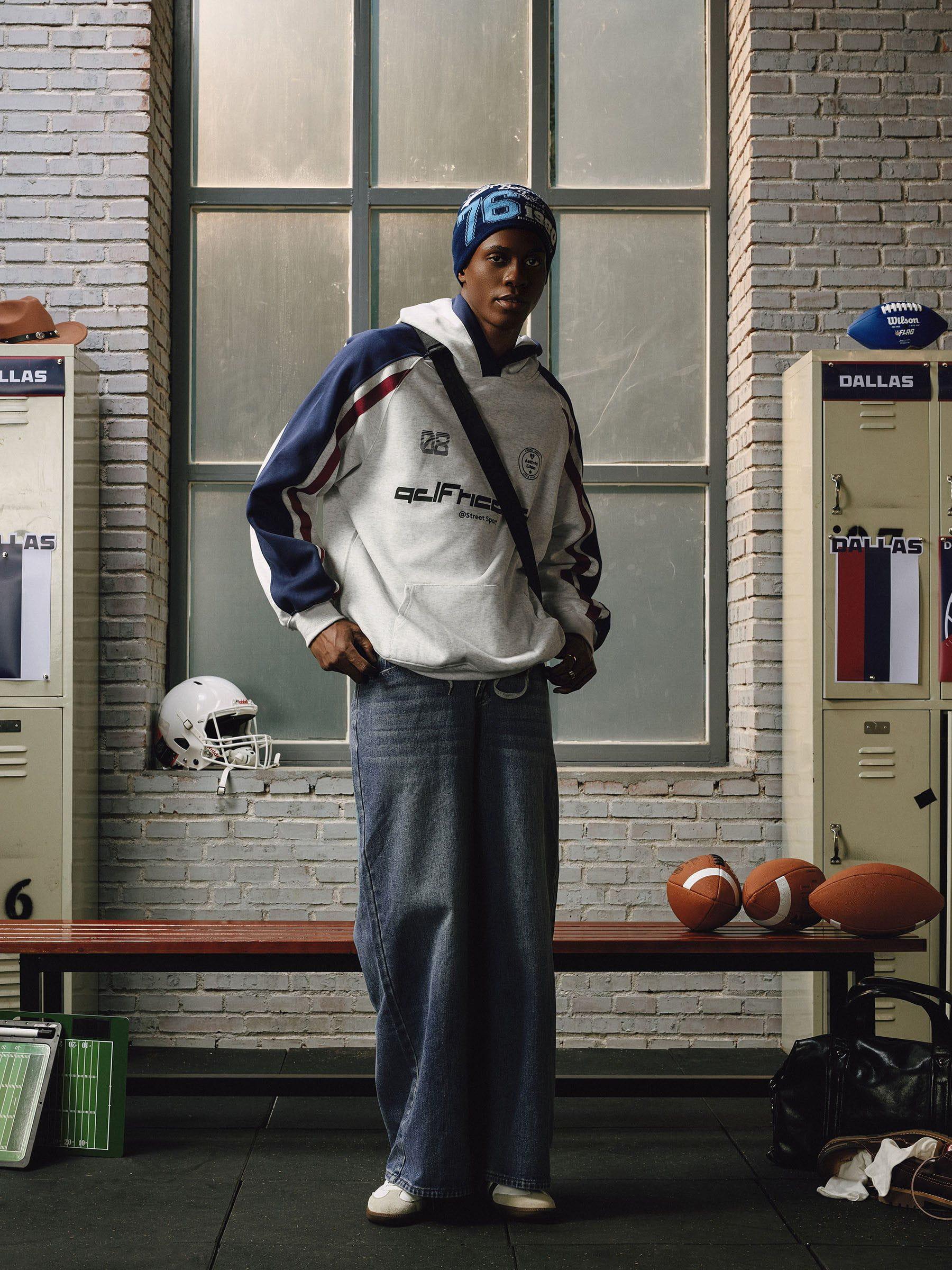 Aelfric Eden Color Blocking Stripe Hoodie Product Image