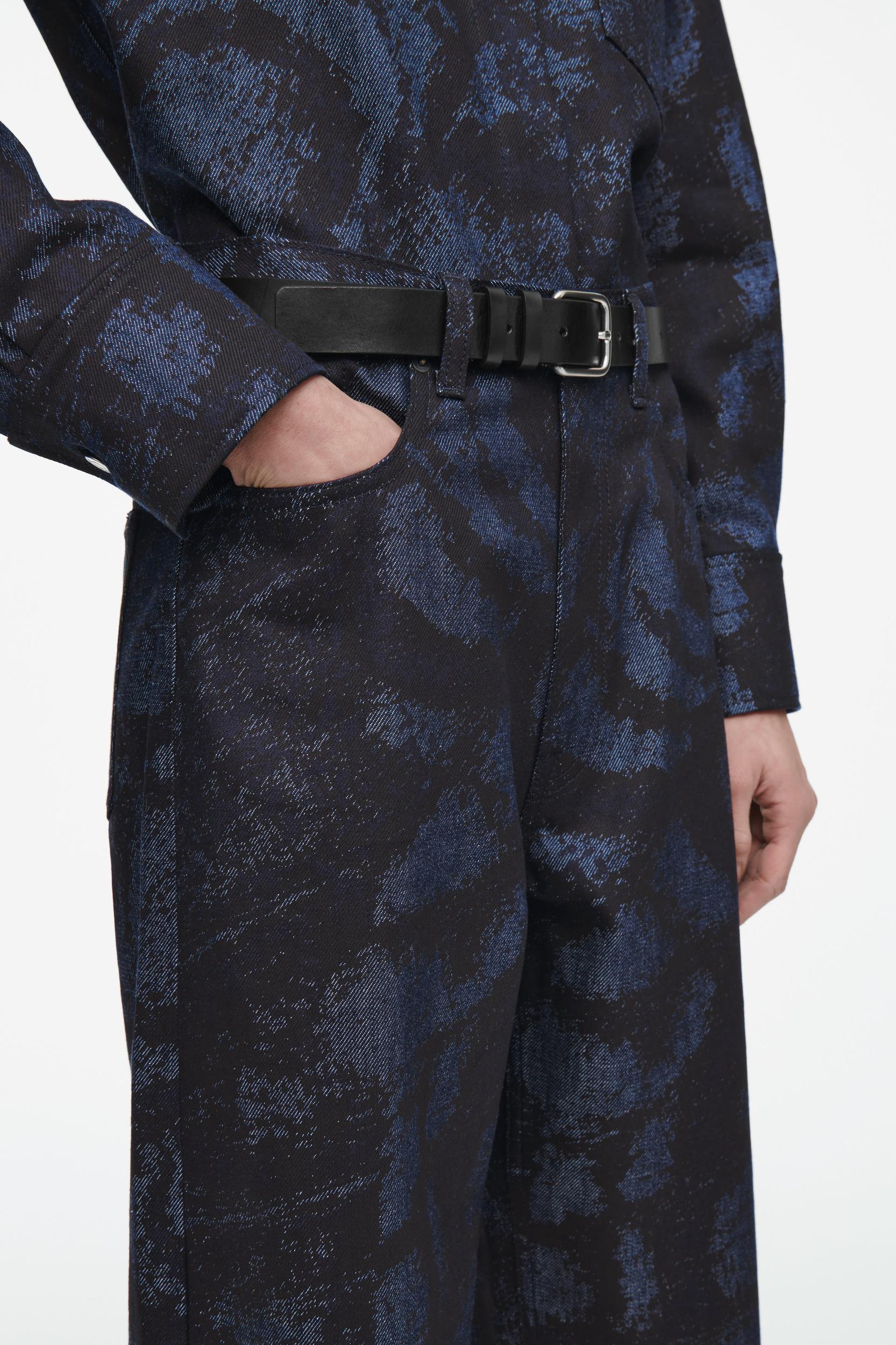 BAY JACQUARD BARREL-LEG JEANS Product Image