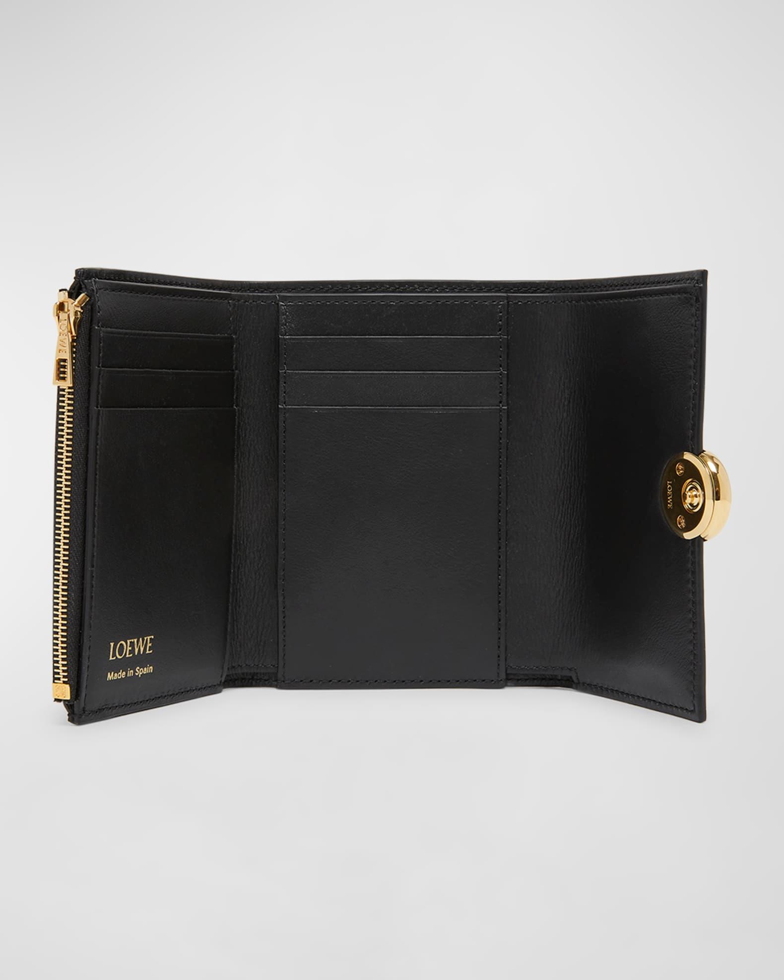 Small Pebble Leather Trifold Wallet Product Image