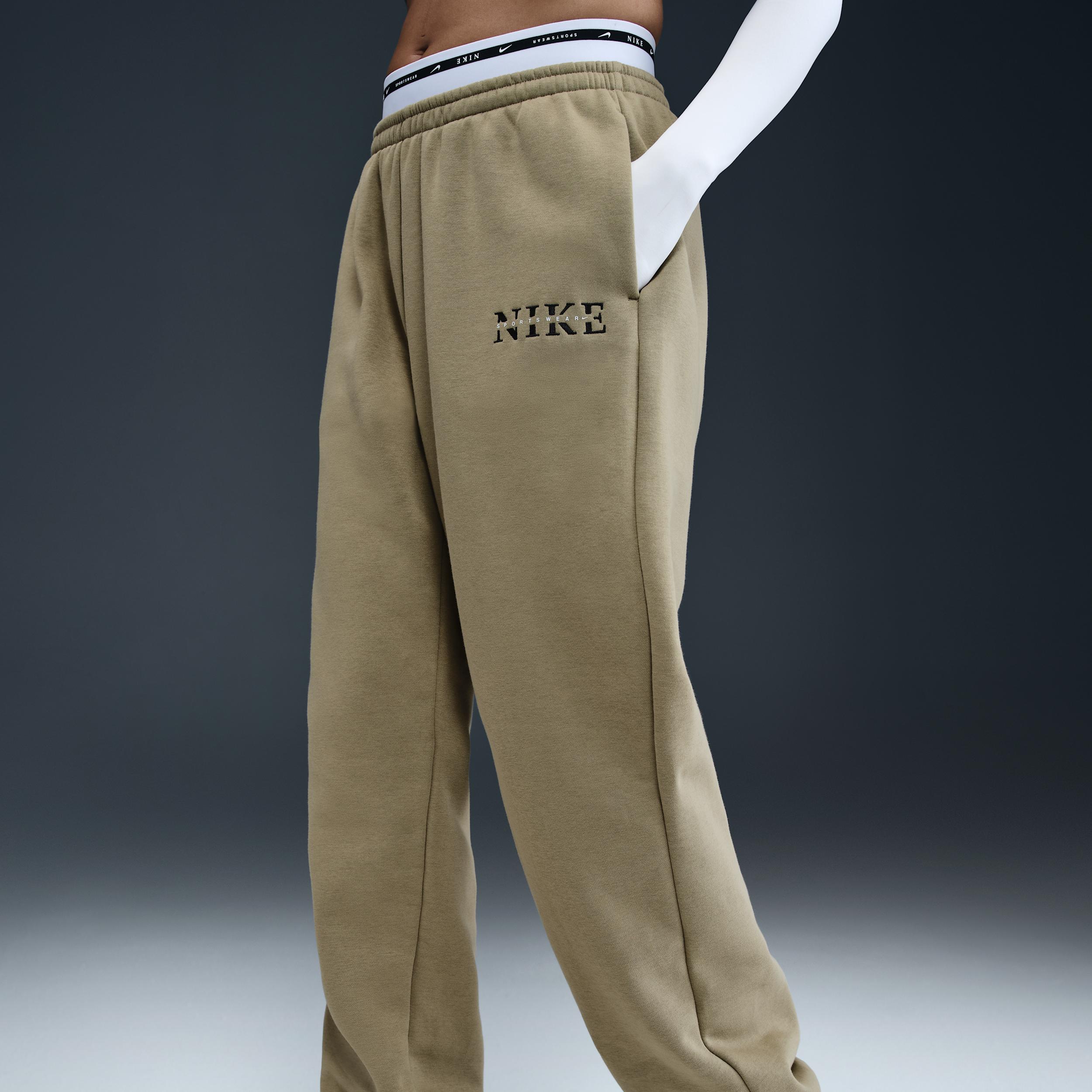 Women's Nike Sportswear Phoenix Fleece High-Waisted Sweatpants Product Image