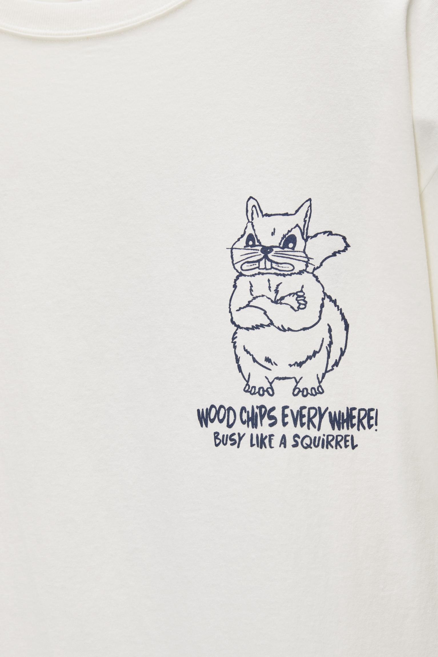 Squirrel graphic T-shirt Product Image