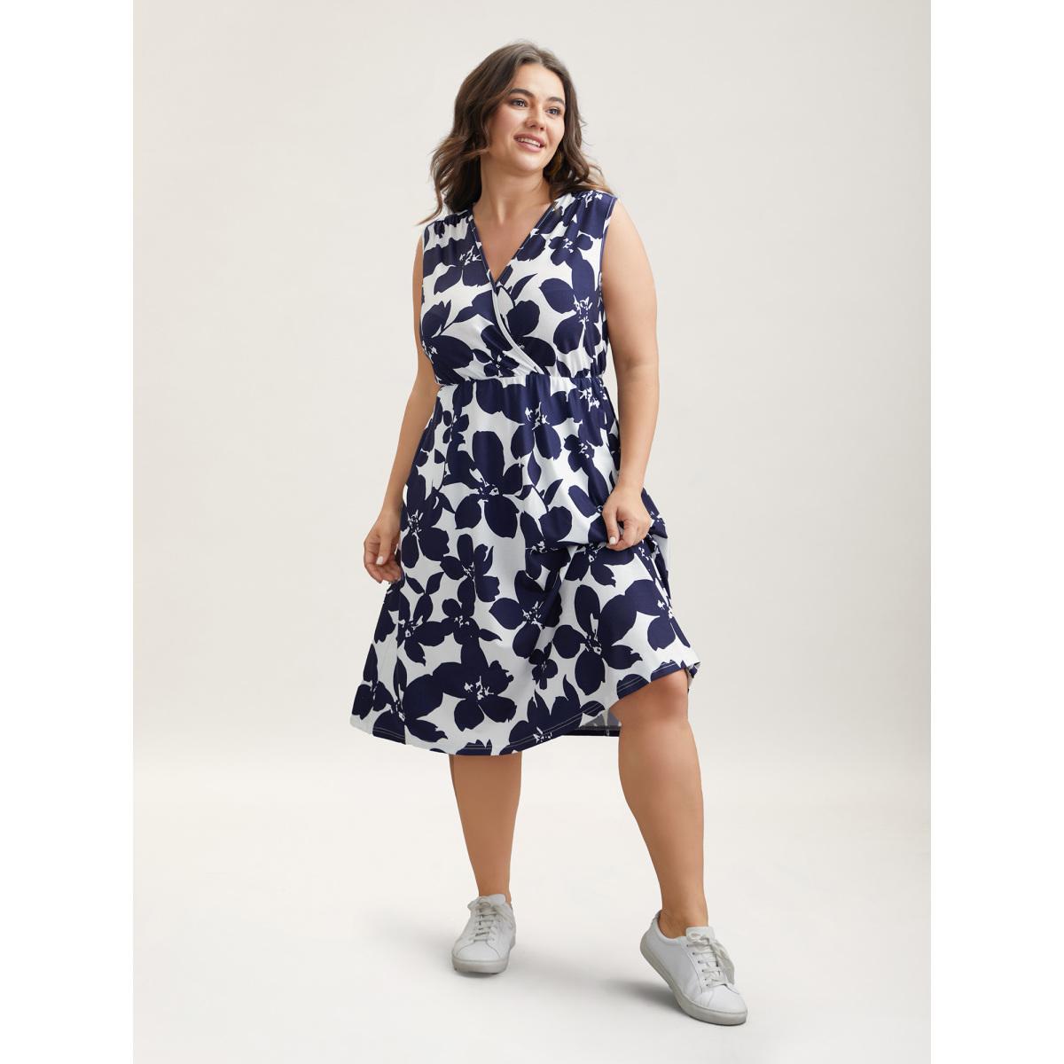 Plus Size Floral Print Surplice Neck Midi Dress Navy Women Casual Gathered Knit Dresses Bloomchic 18-20/2X Product Image