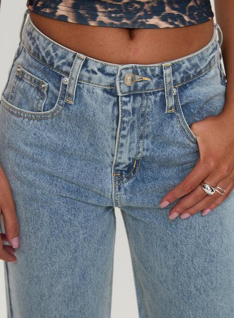 Ollie Mid Rise Straight Leg Jean Light Wash Denim Product Image
