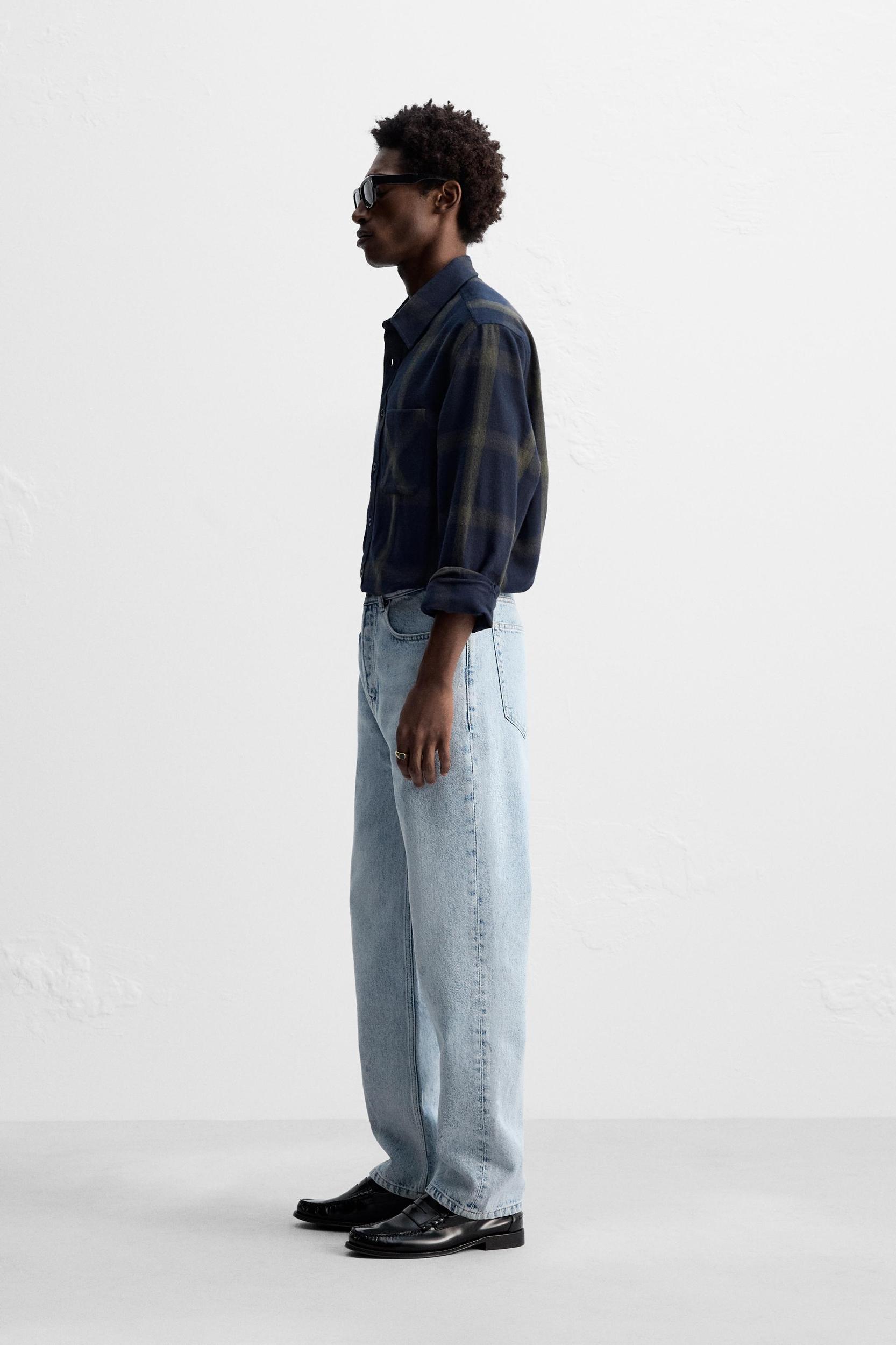 STRAIGHT ANKLE FIT JEANS Product Image