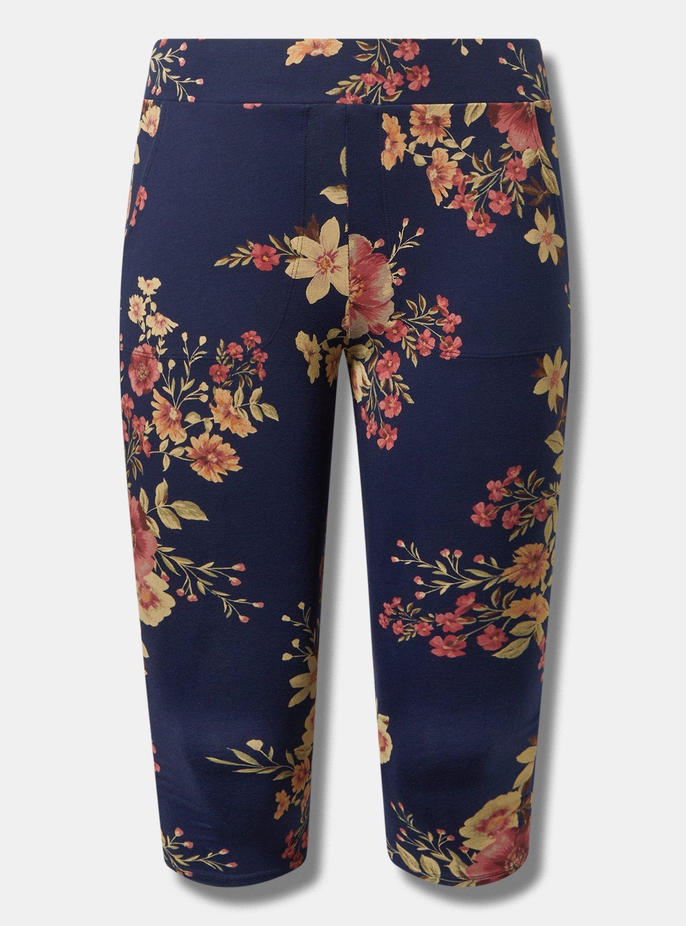 Pedal Pusher Pocket Legging Product Image