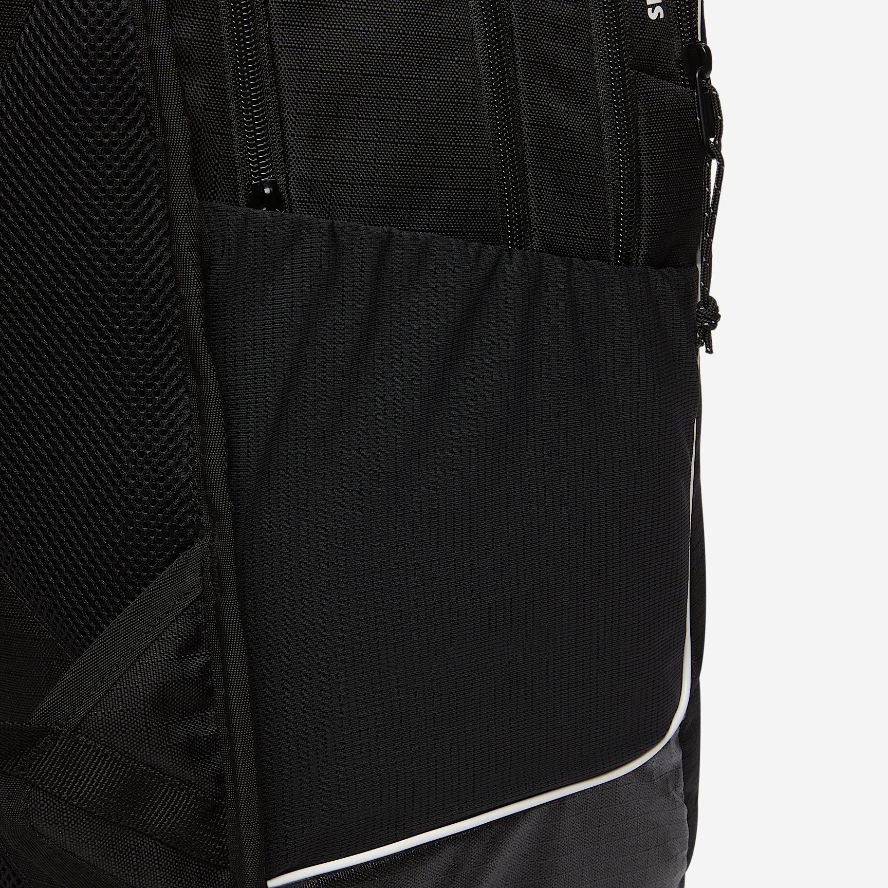 Nike Track Backpack (27L) Product Image