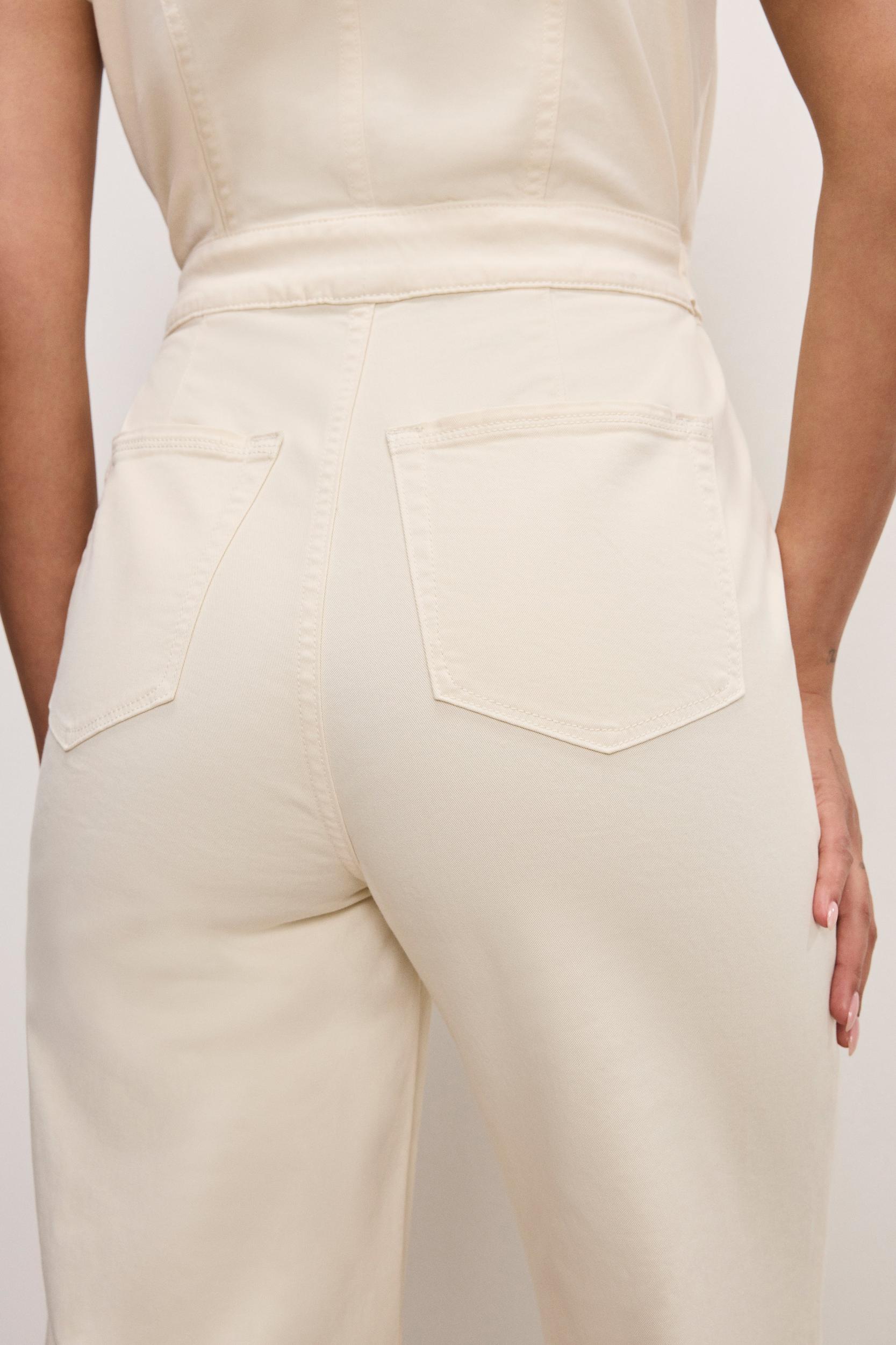 FIT FOR SUCCESS TWILL PALAZZO CROPPED JUMPSUIT | ECRU003 Product Image