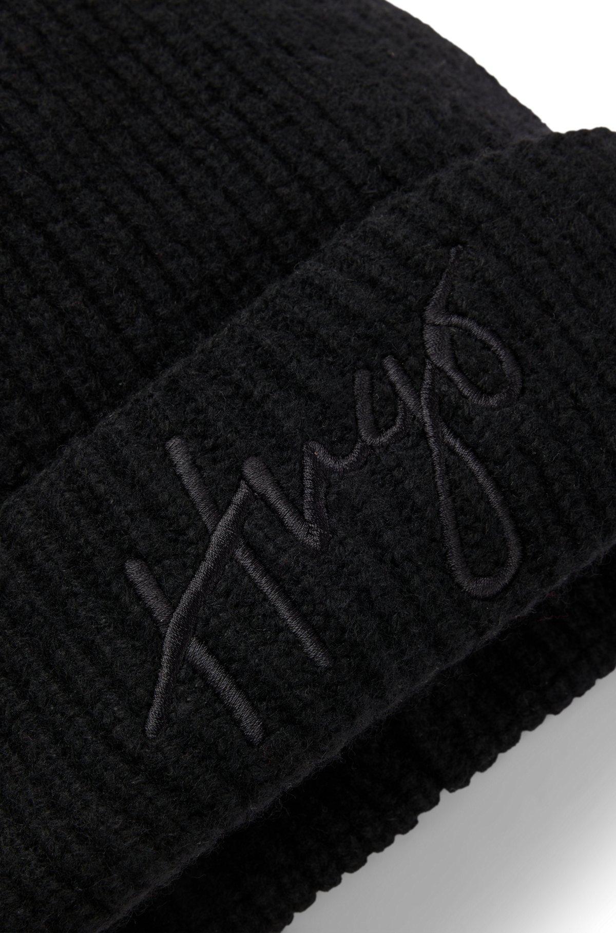 Ribbed beanie hat with handwritten logo Product Image