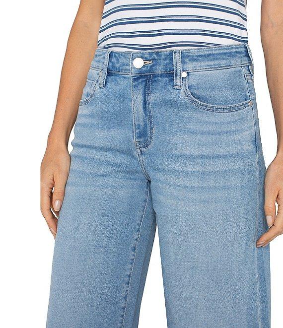 Liverpool Los Angeles Yacht Stretch Denim Mid Rise Capri Cropped Jeans Product Image