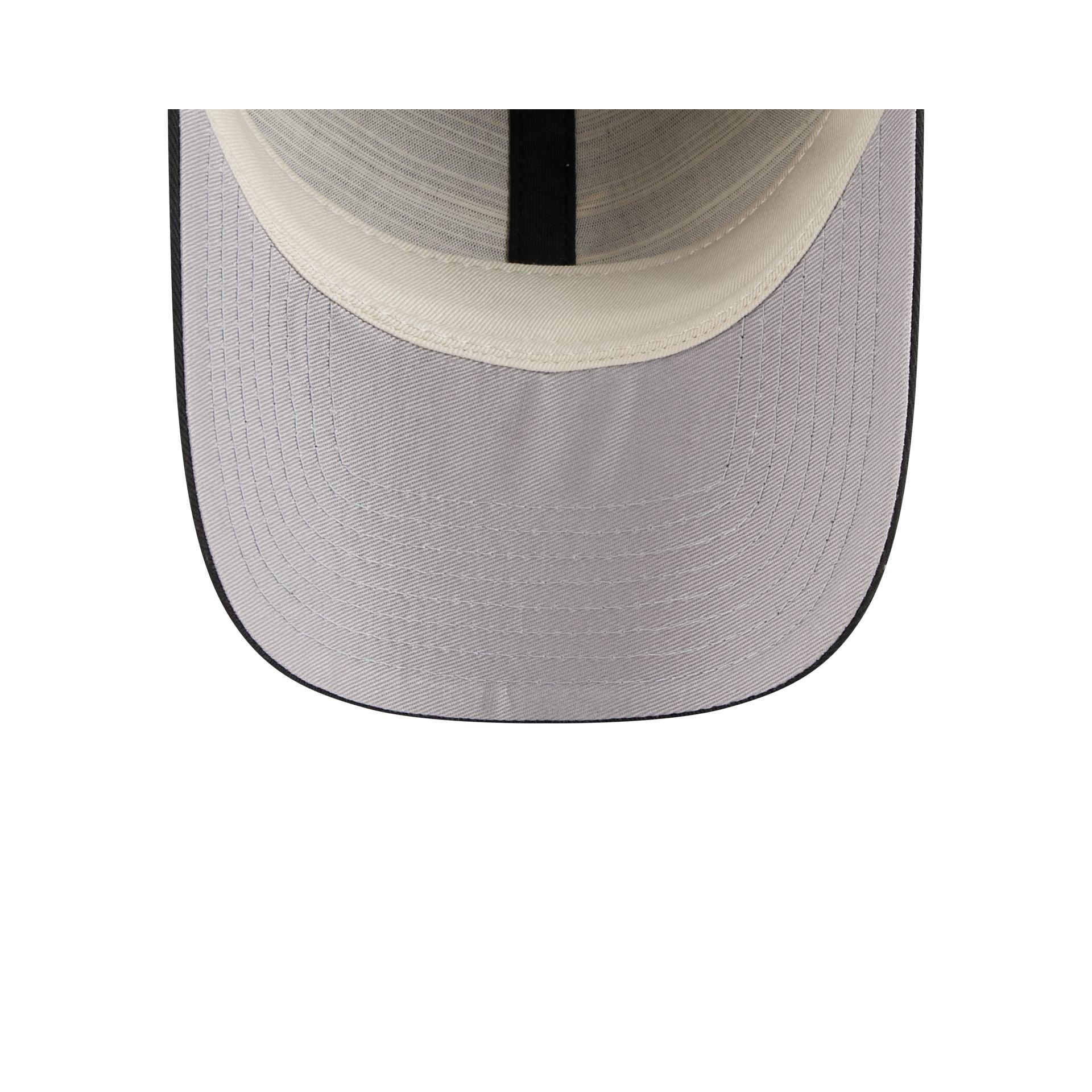 Fear of God Essentials Chicago White Sox 9FORTY Adjustable Hat Male Product Image