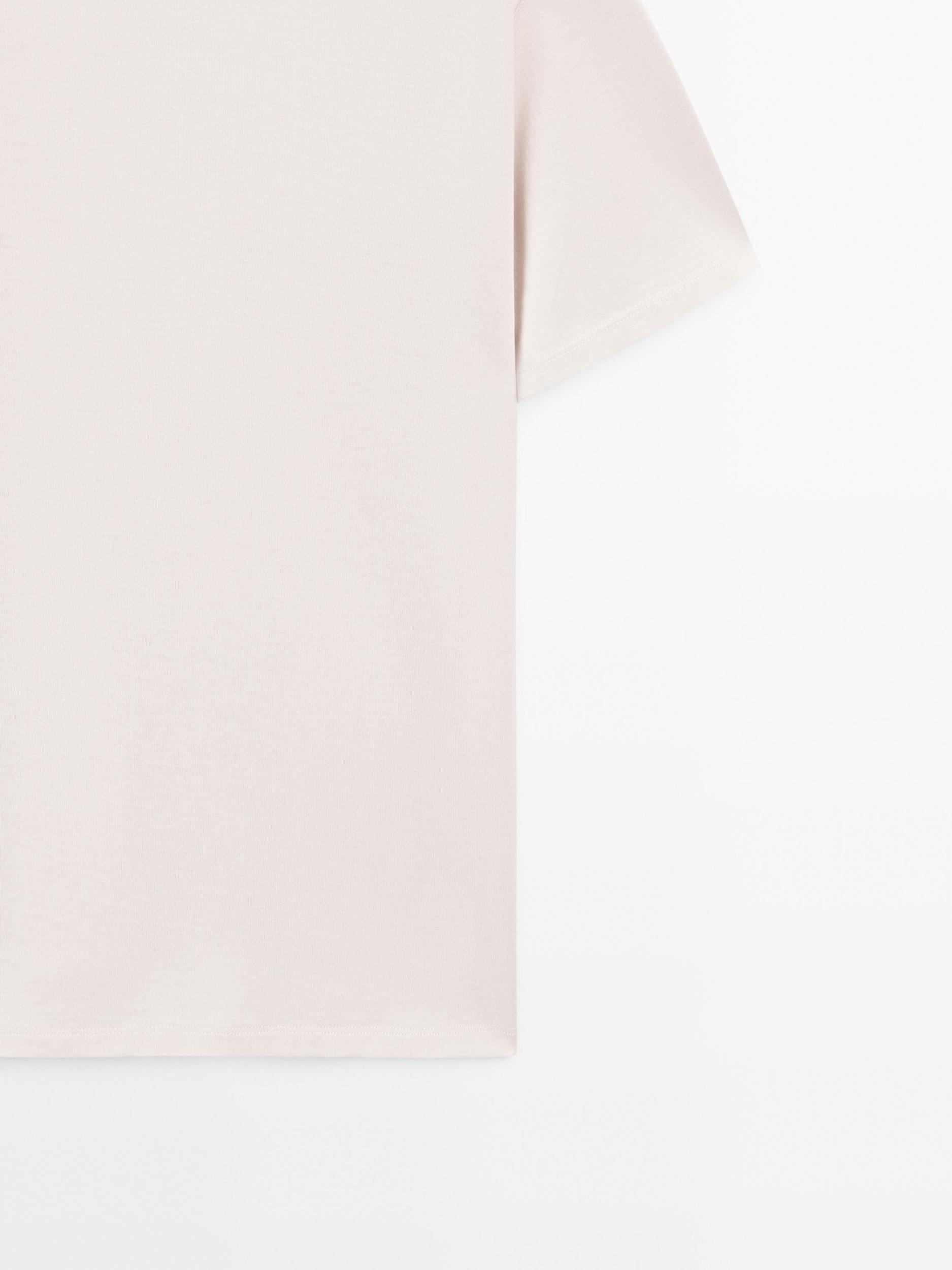 100% cotton lightweight T-shirt Product Image