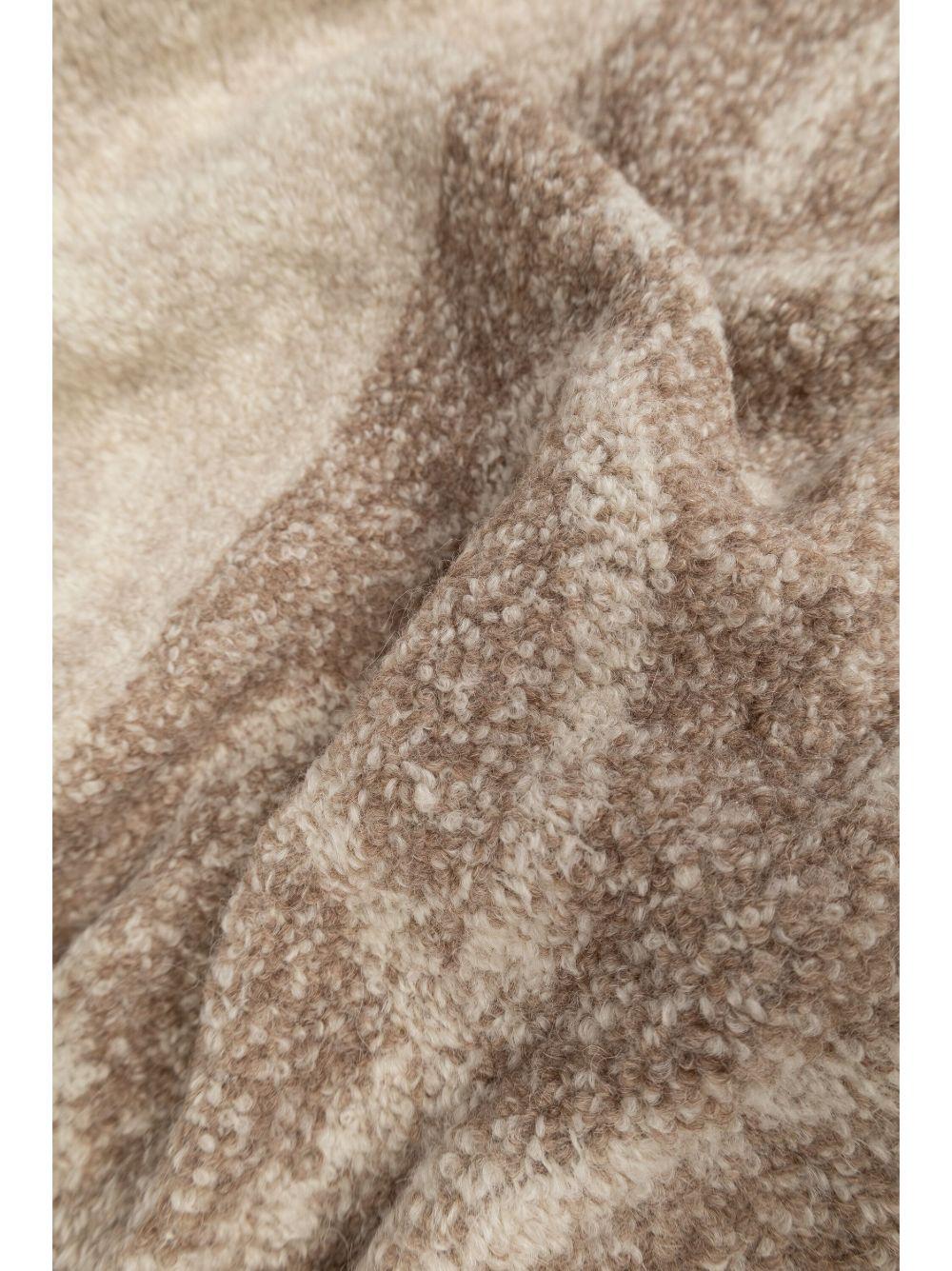 Anagram scarf Product Image