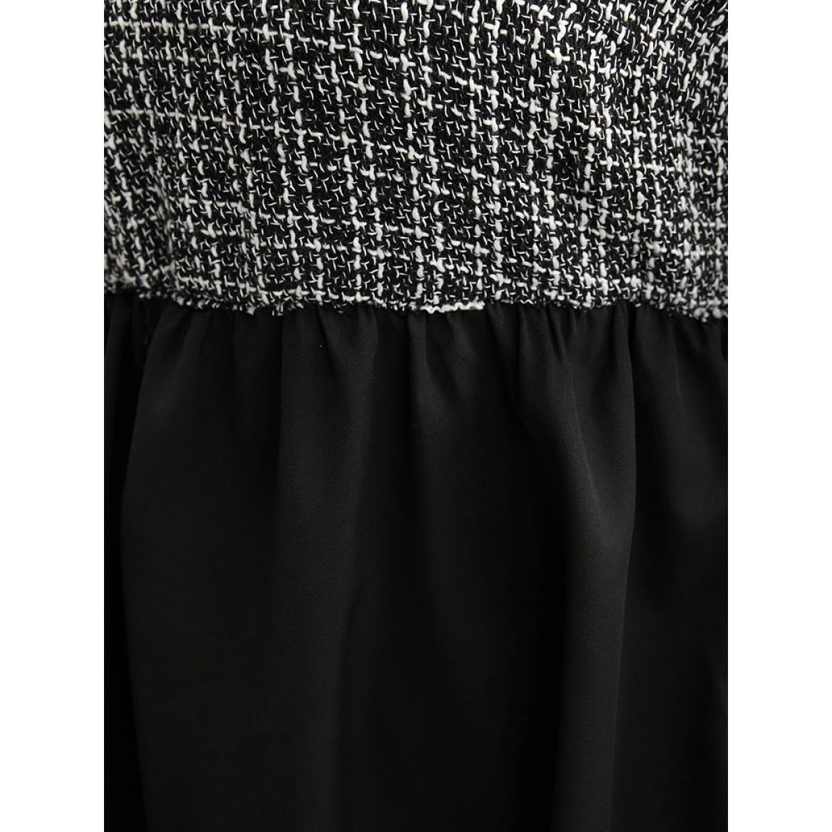 Plus Size Black Gingham Tweed Lantern Sleeve Asymmetrical Hem Blouse Women Elegant Long Sleeve V-neck Dailywear Blouses BloomChic 14-16/1X Product Image