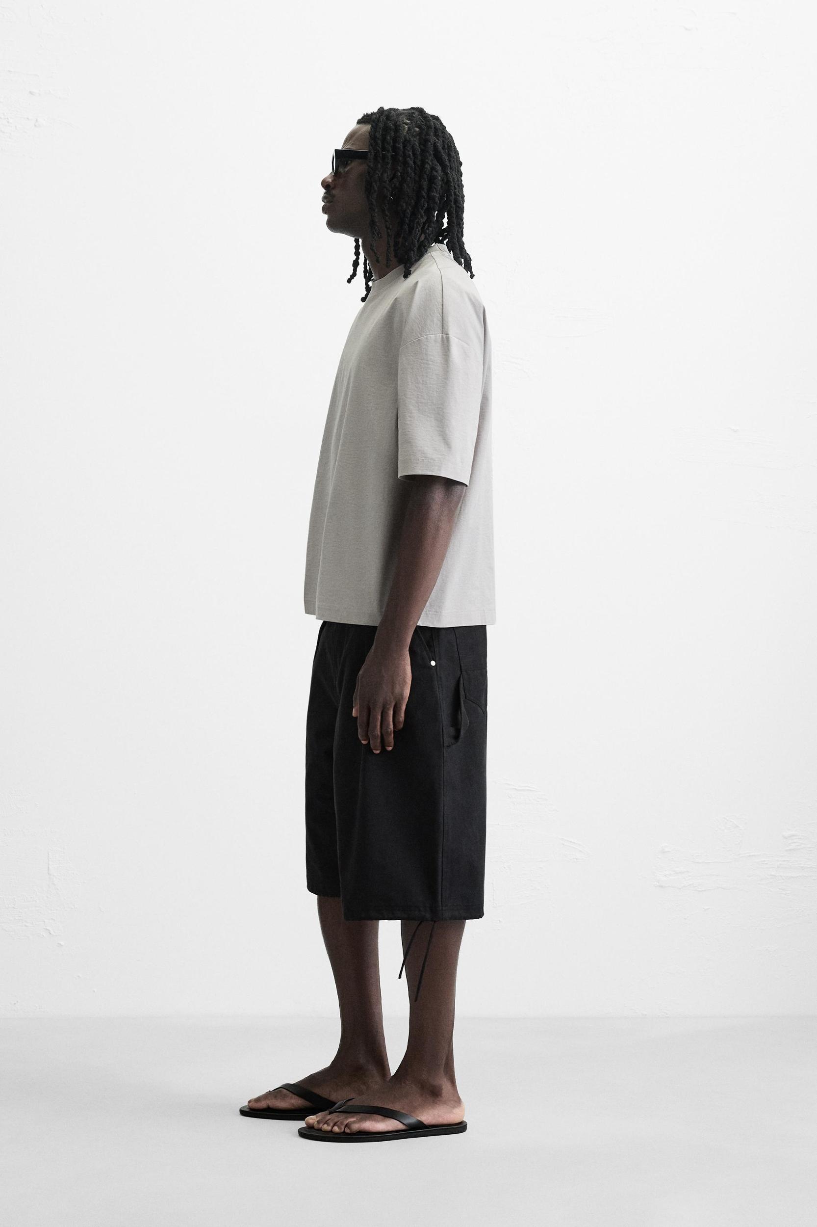 RELAXED FIT TECHNICAL T-SHIRT Product Image