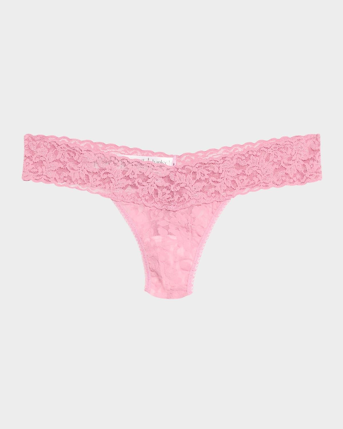 Signature Lace Low Rise Thong Product Image