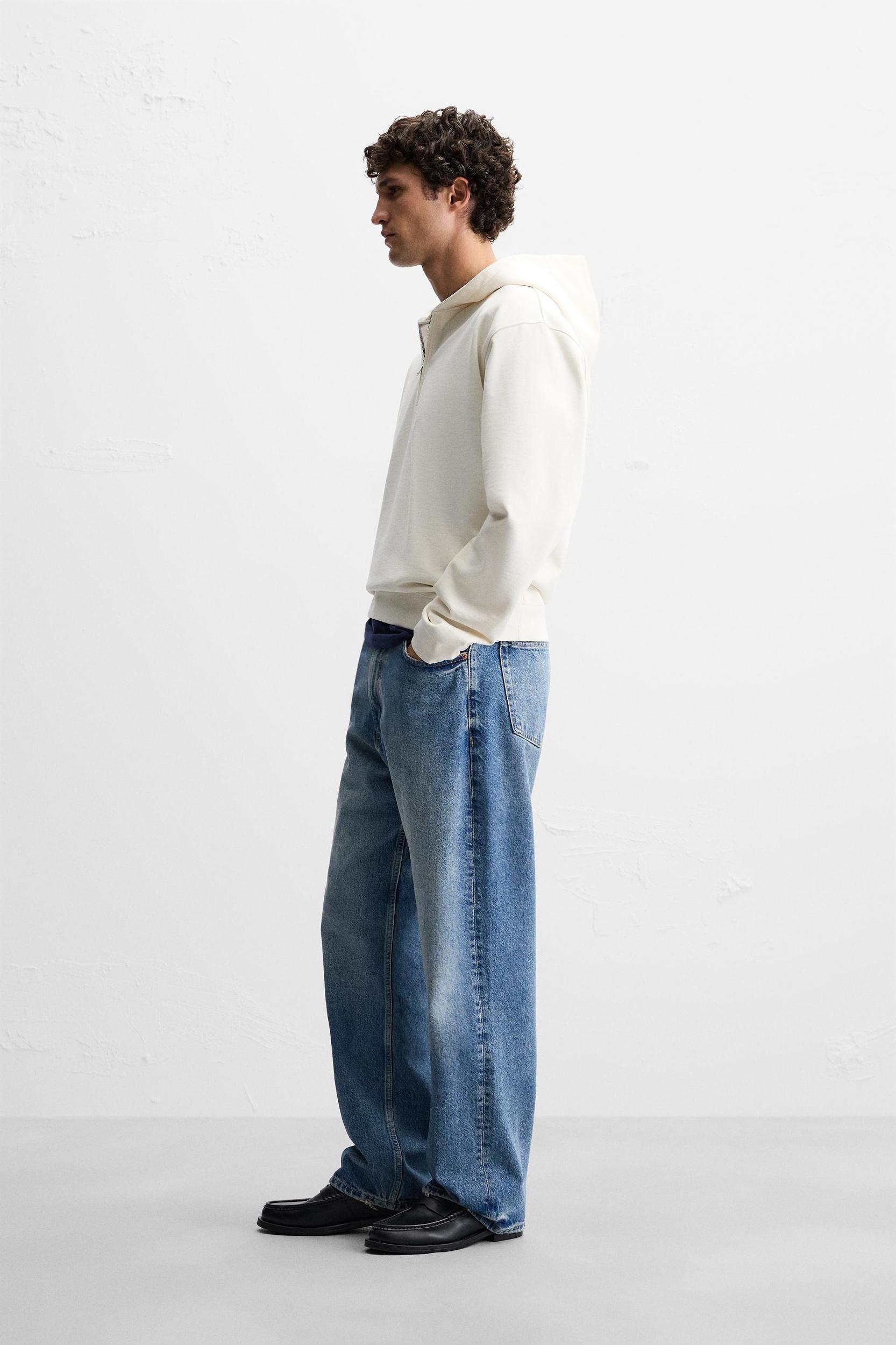 BASIC HOODED QUARTER-ZIP SWEATSHIRT Product Image