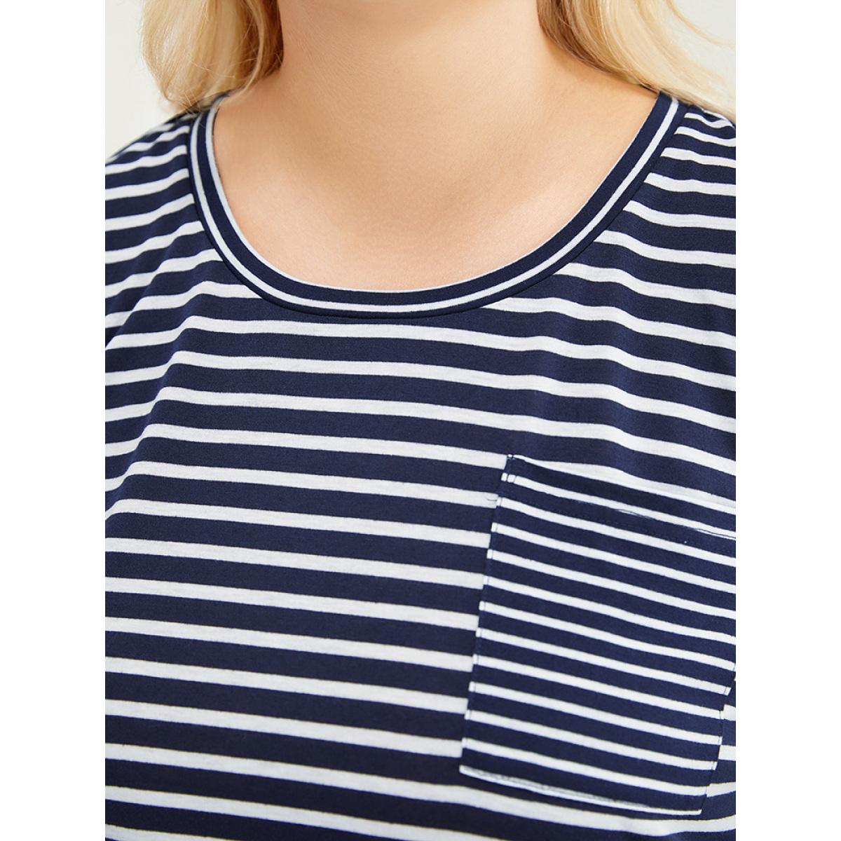 Plus Size Striped Print Crew Neck Pocket T-shirt Navy Women Casual Striped Round Neck Dailywear T-shirts BloomChic 28/5X Product Image
