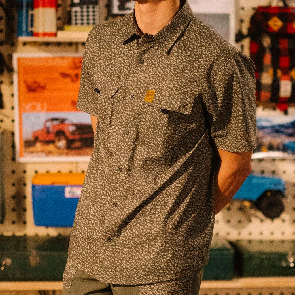 Merino Wool and Linen Short Sleeve Button-Down Shirt | Sage Green Product Image