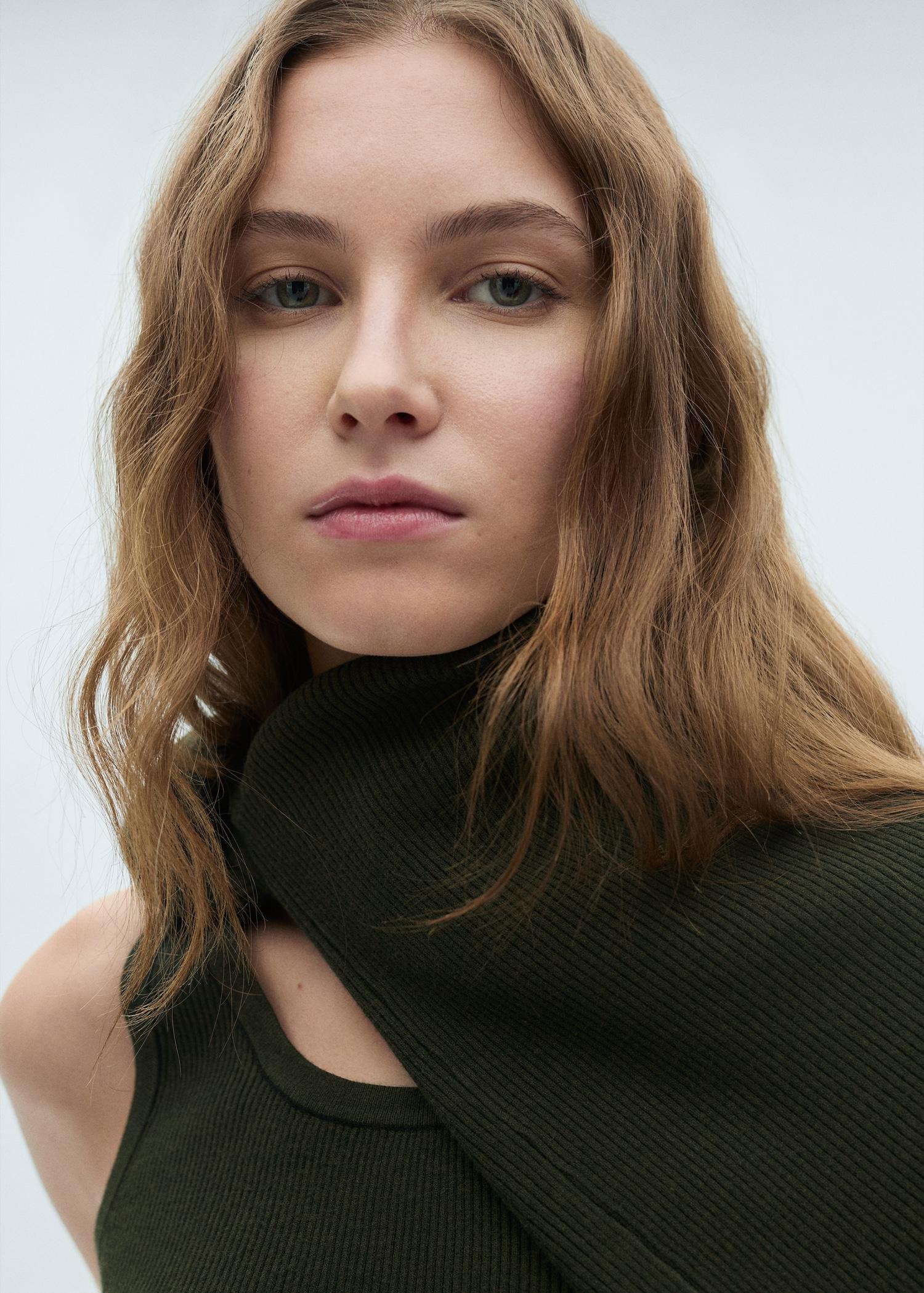 Ribbed top with contrasting trim - Women | MANGO USA Product Image