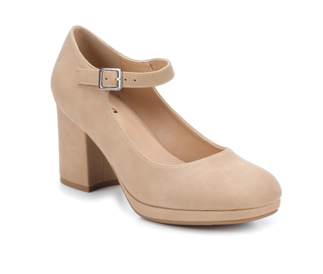 Women's Y-Not Eaton Pumps Product Image