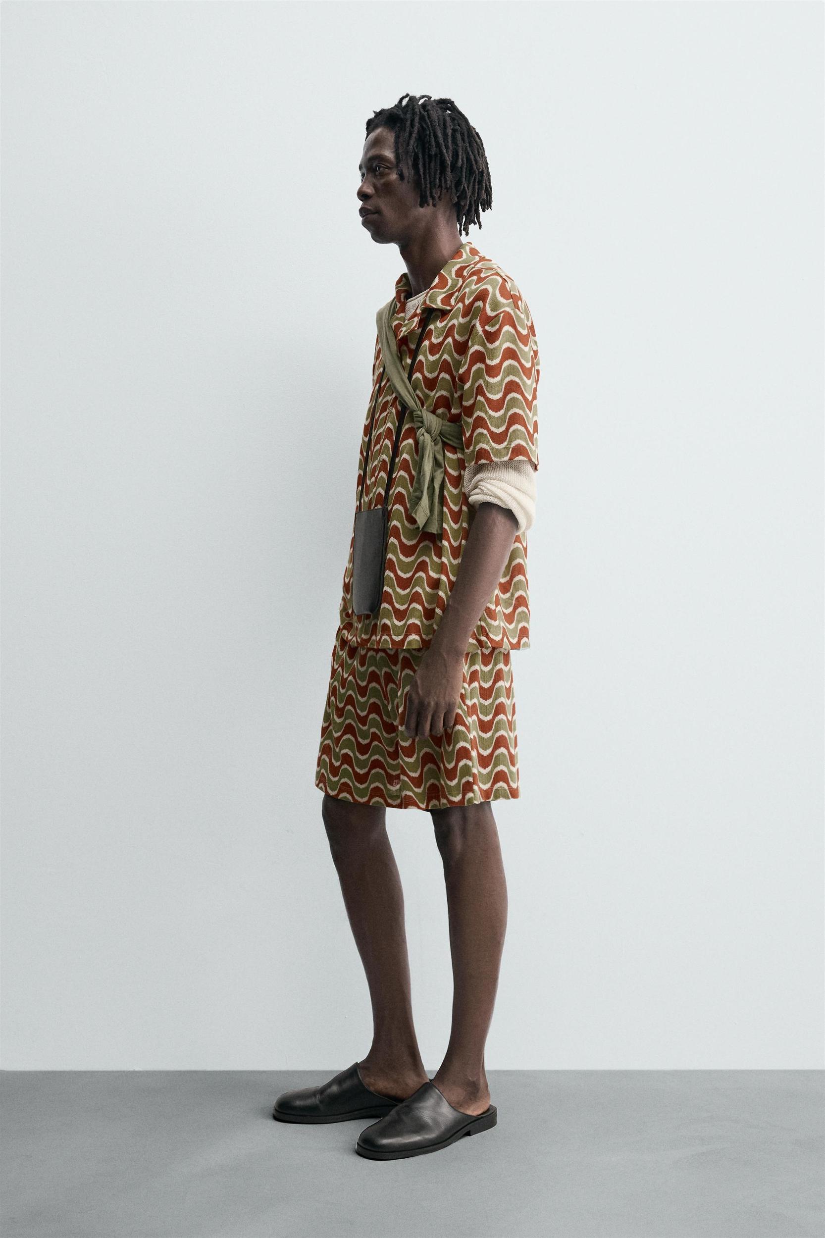 GEOMETRIC JACQUARD SHIRT Product Image