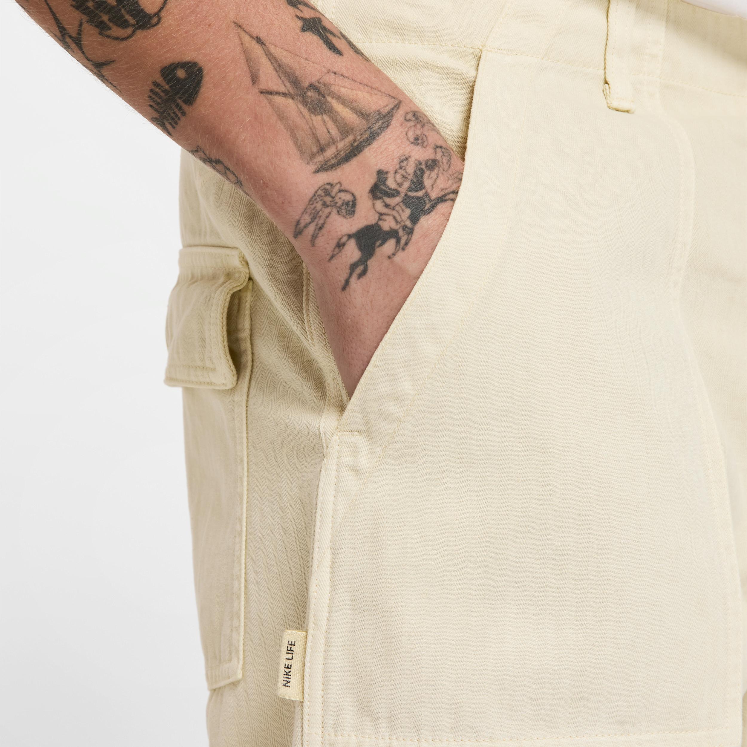 Nike Men's Life Fatigue Pants Product Image