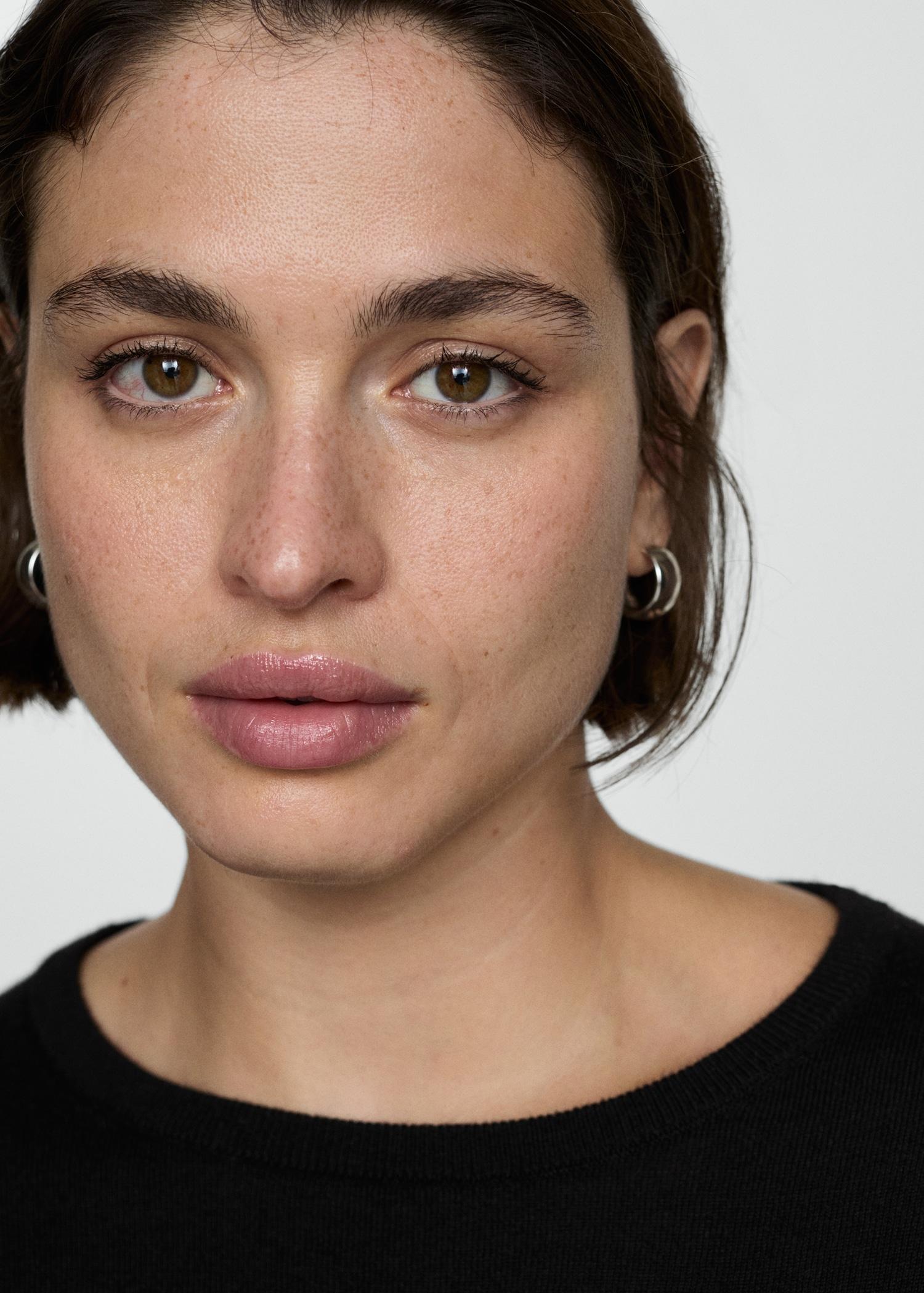 Wool-blend round-neck sweater - Women | MANGO USA Product Image