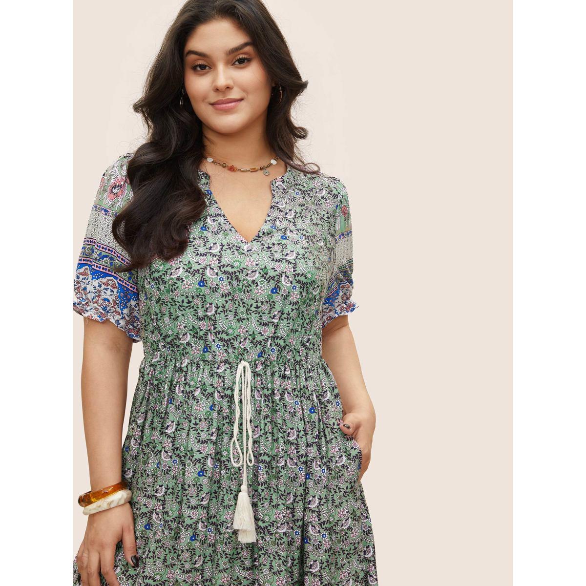 Plus Size Boho Print Notched Ties Tassel Trim Dress Mint Women Resort Non Flat collar with V-notch Short sleeve Curvy BloomChic 30/6X Product Image