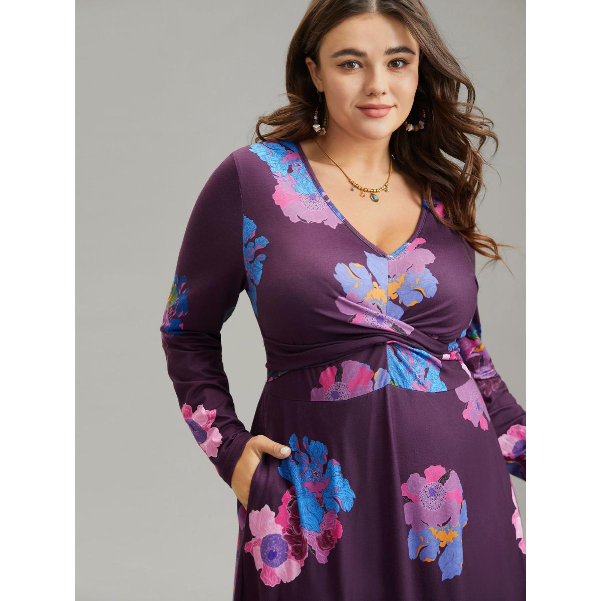 Plus Size Floral Twist Front Elastic Waist Pleated Dress RedViolet Women Resort Printed V-neck Long Sleeve Curvy Midi Dress BloomChic 26/4X Product Image