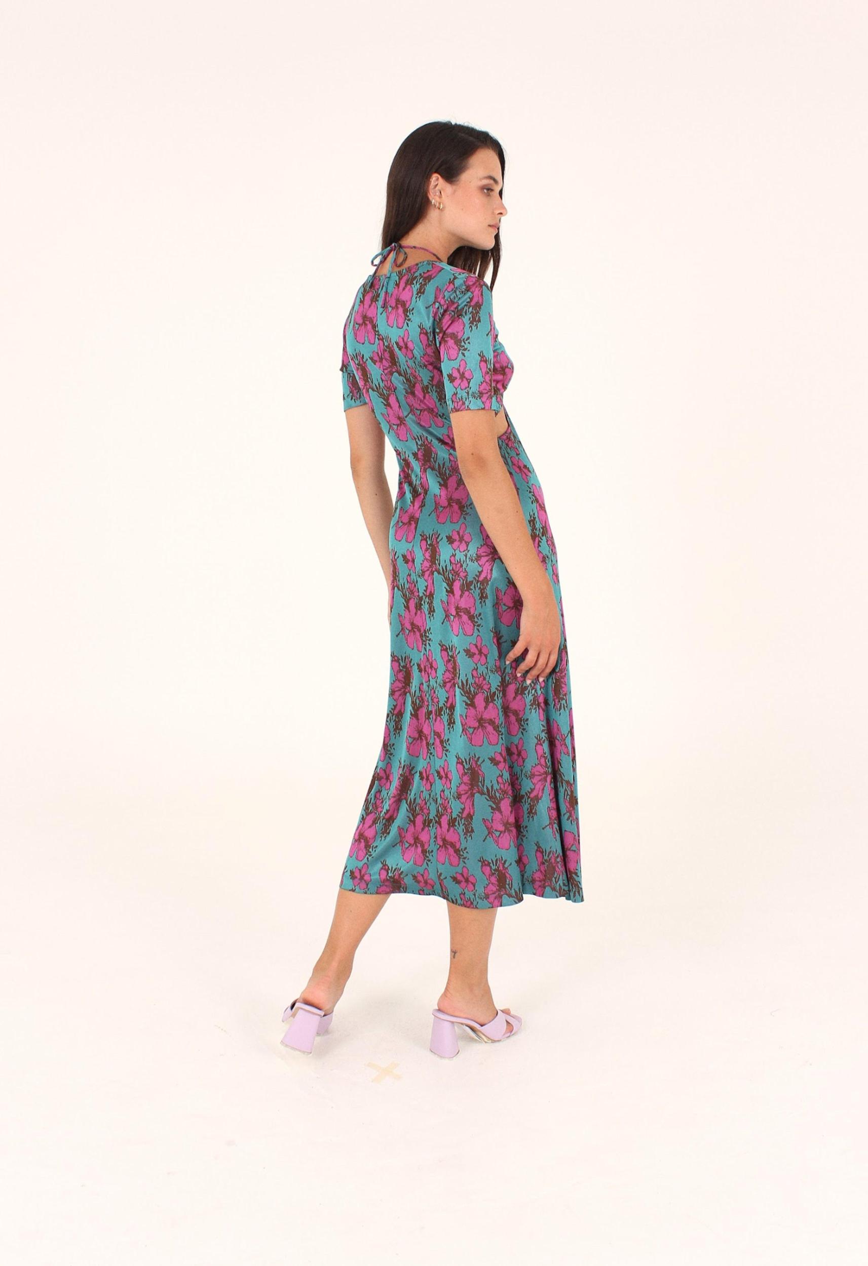 Cassilda Dress in Fuchsia Product Image