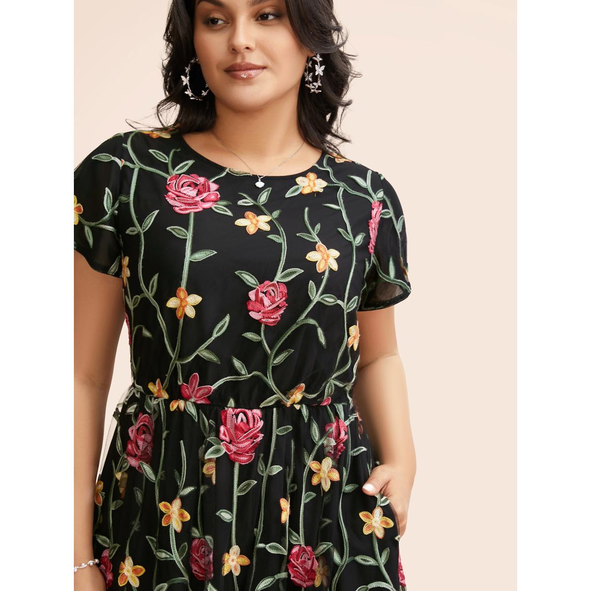 Plus Size Floral Embroidered Mesh Backless Dress Black Women Formal Texture Round Neck Cap Sleeve Curvy BloomChic 14-16/1X Product Image