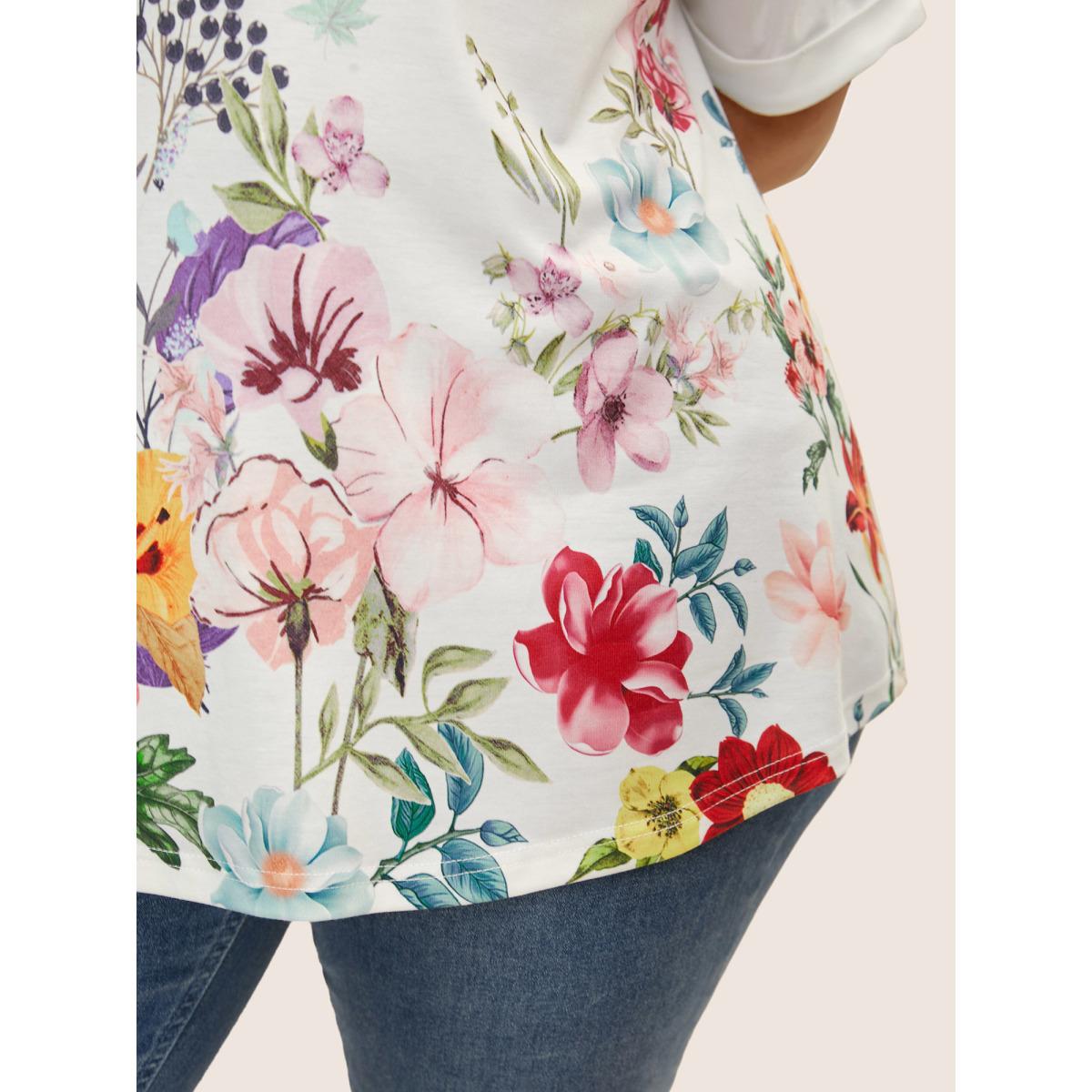 Plus Size Round Neck Natural Flowers Cuffed Sleeve T-shirt Dirtypink Women Elegant Contrast Natural Flowers Round Neck Everyday T-shirts BloomChic 10/M Product Image