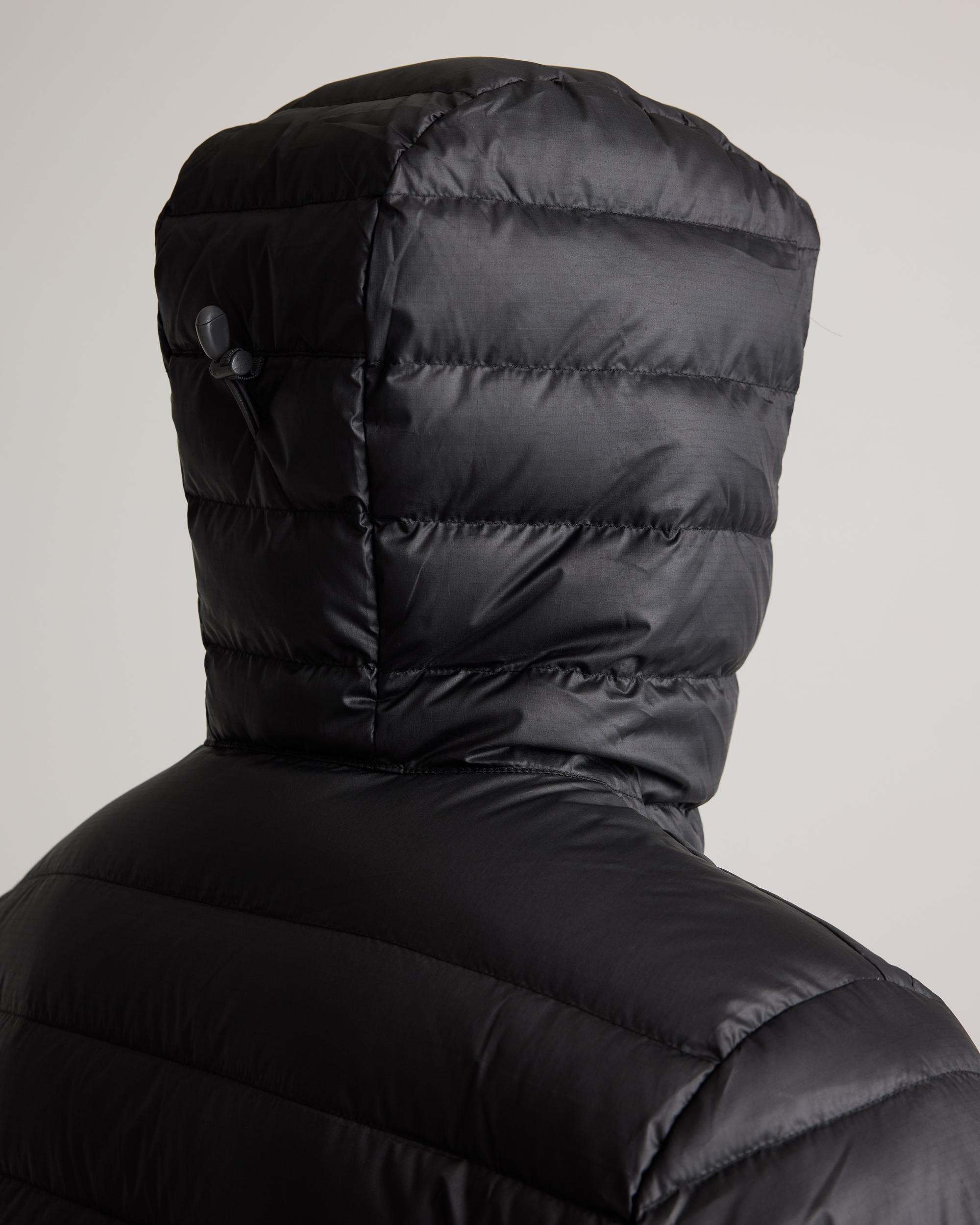 Quince | Men's Lightweight Down Packable Puffer Hooded Jacket Recycled Polyester Product Image