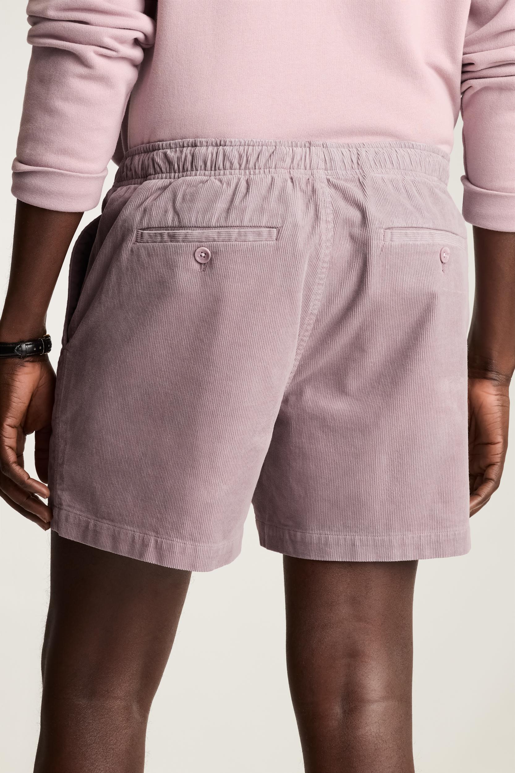 Nomad Short Product Image