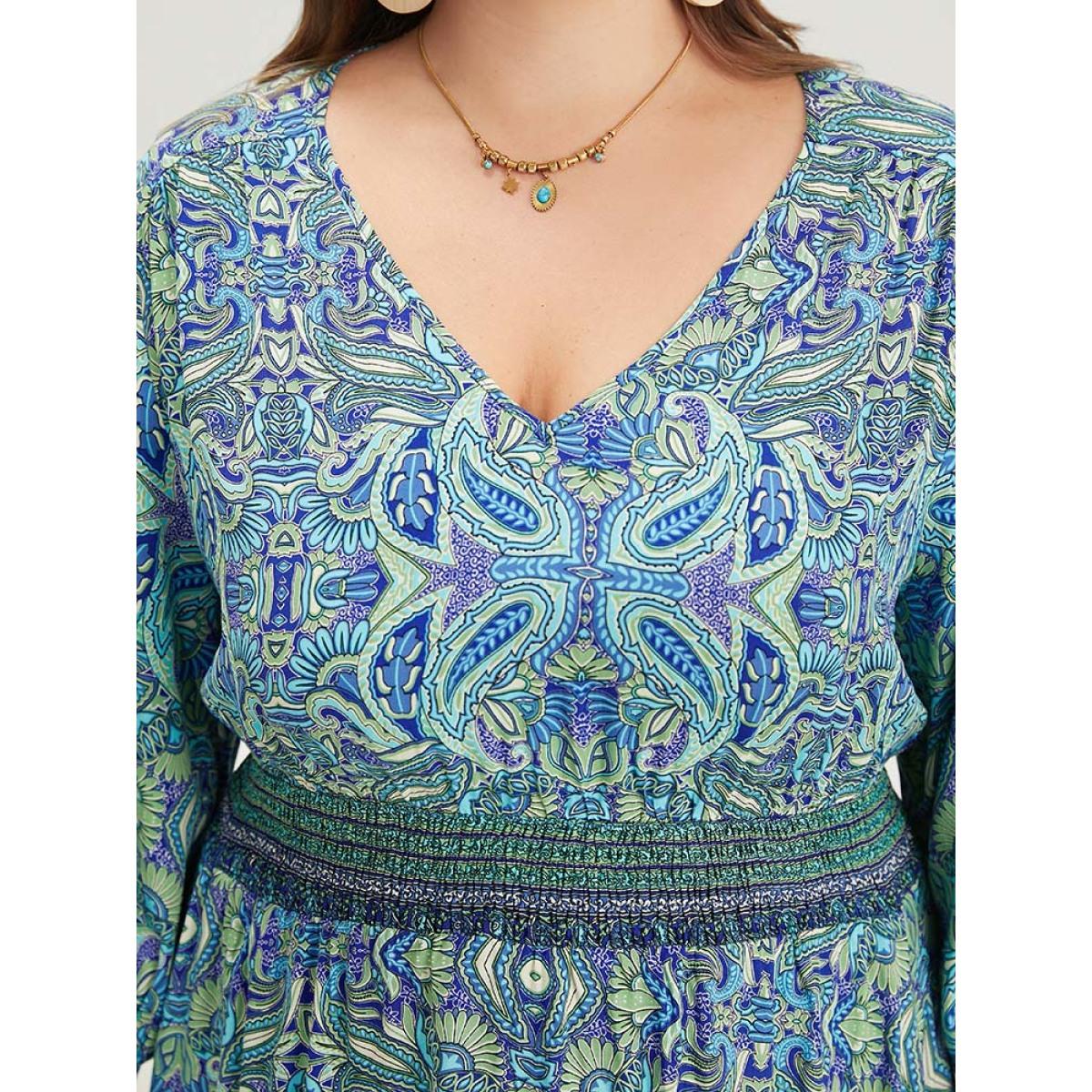 Plus Size Paisley Print Shirred Flutter Trim Dress Blue Women Resort Elastic cuffs V-neck Long Sleeve Curvy Midi Dress BloomChic 30/6X Product Image