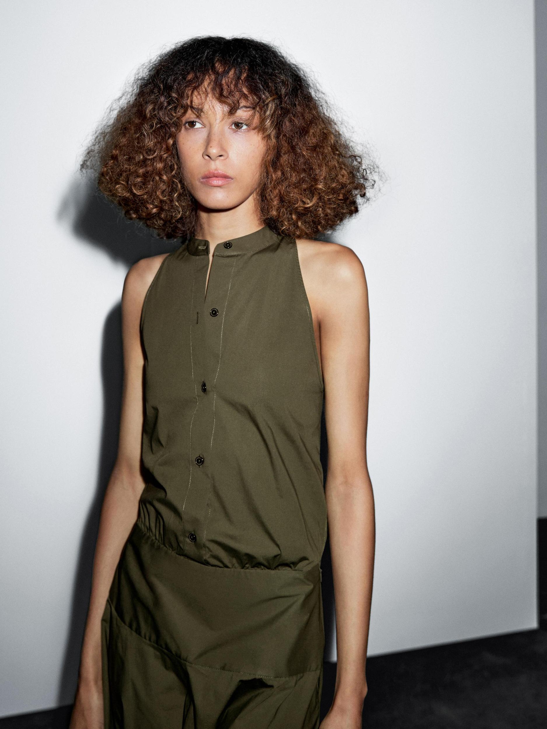 Long halter dress Product Image