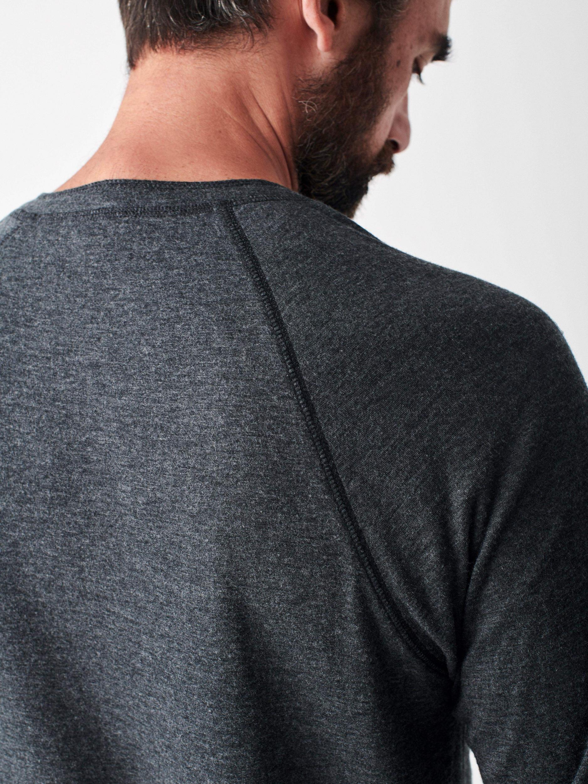 Long-Sleeve Newport Cloud Henley (Tall) - Charcoal Male Product Image