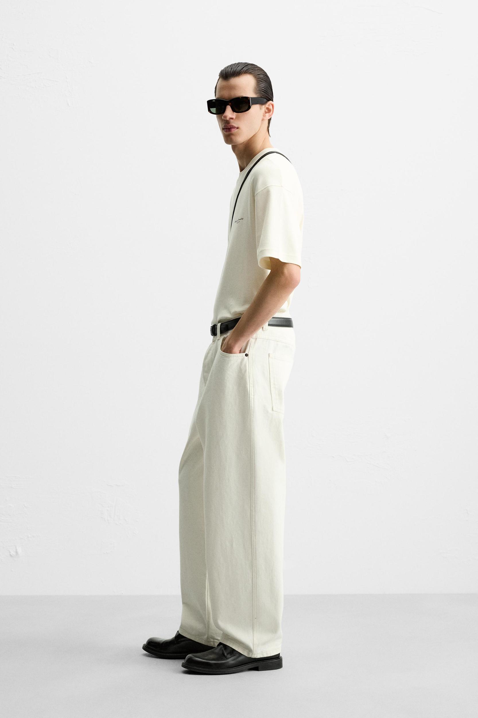 TEXT PRINT T-SHIRT Product Image