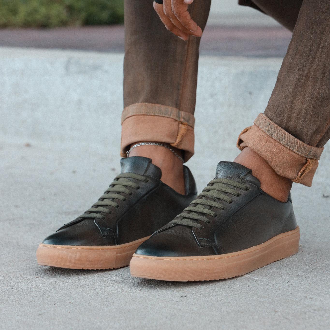 36's Laceless Low Top Product Image