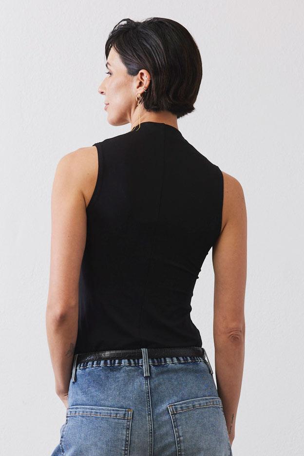 The Sculpted Tank Product Image