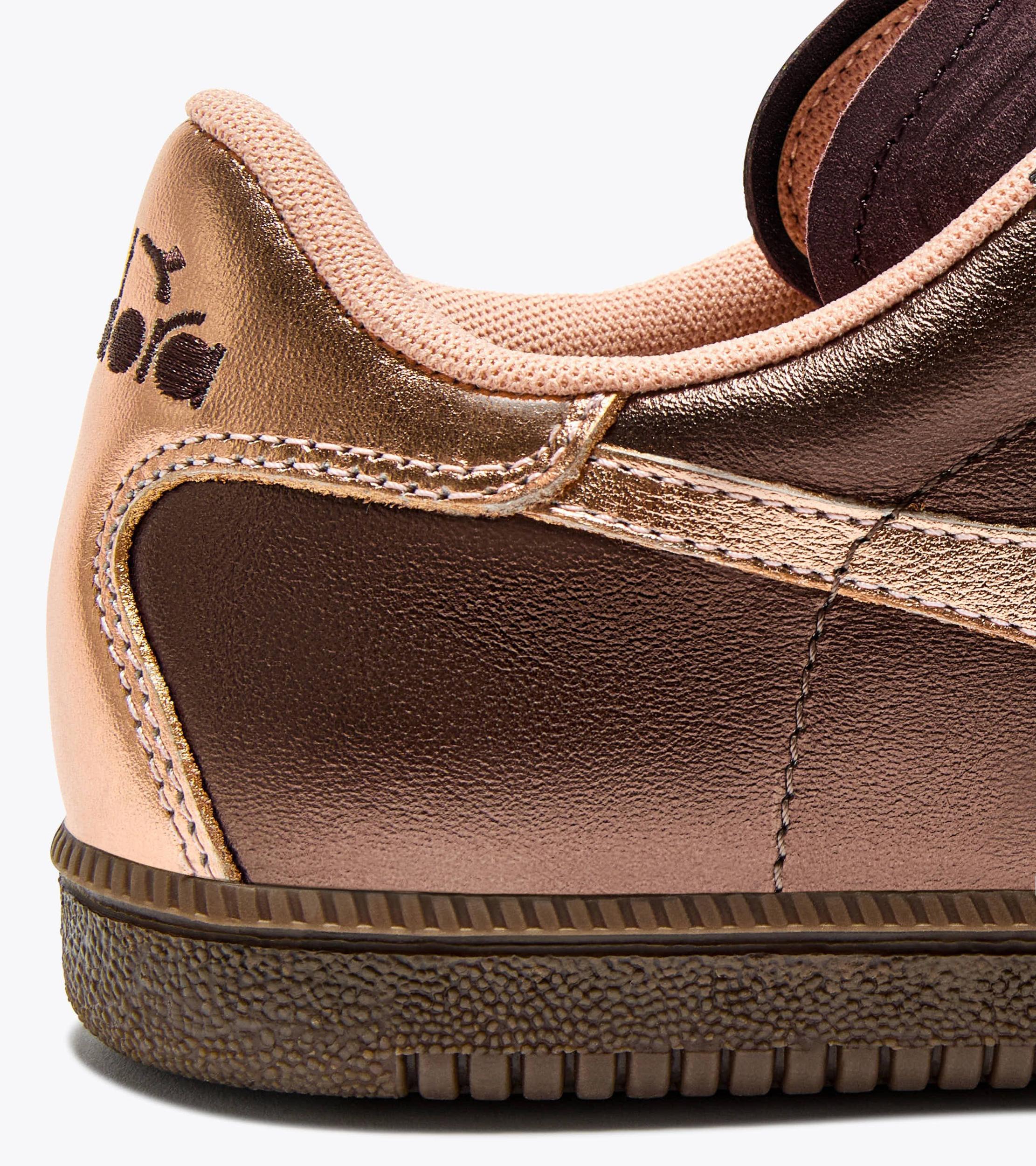 TRAINER METALIZED Product Image