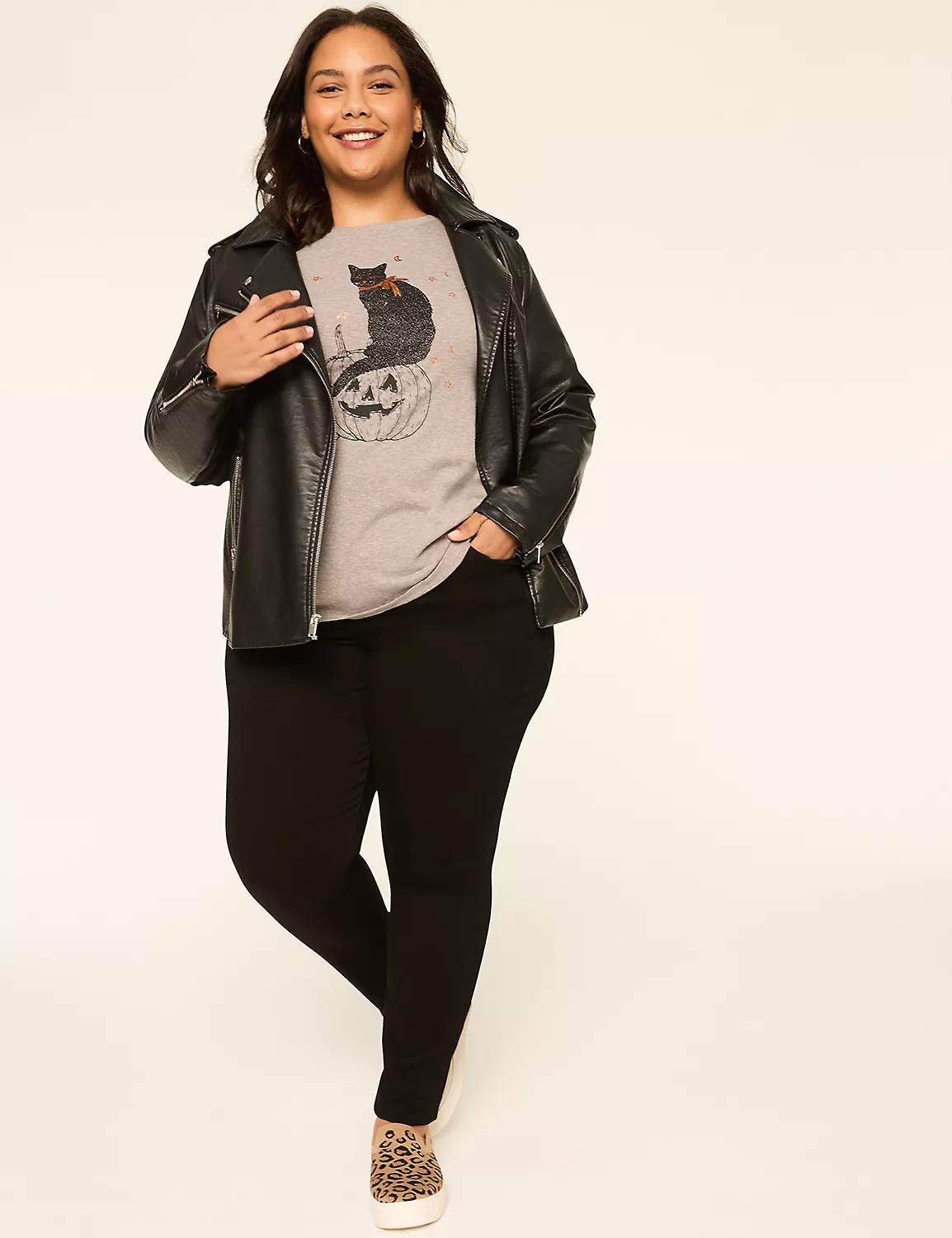 Long-Sleeve Pumpkin & Cat Graphic Tee Product Image