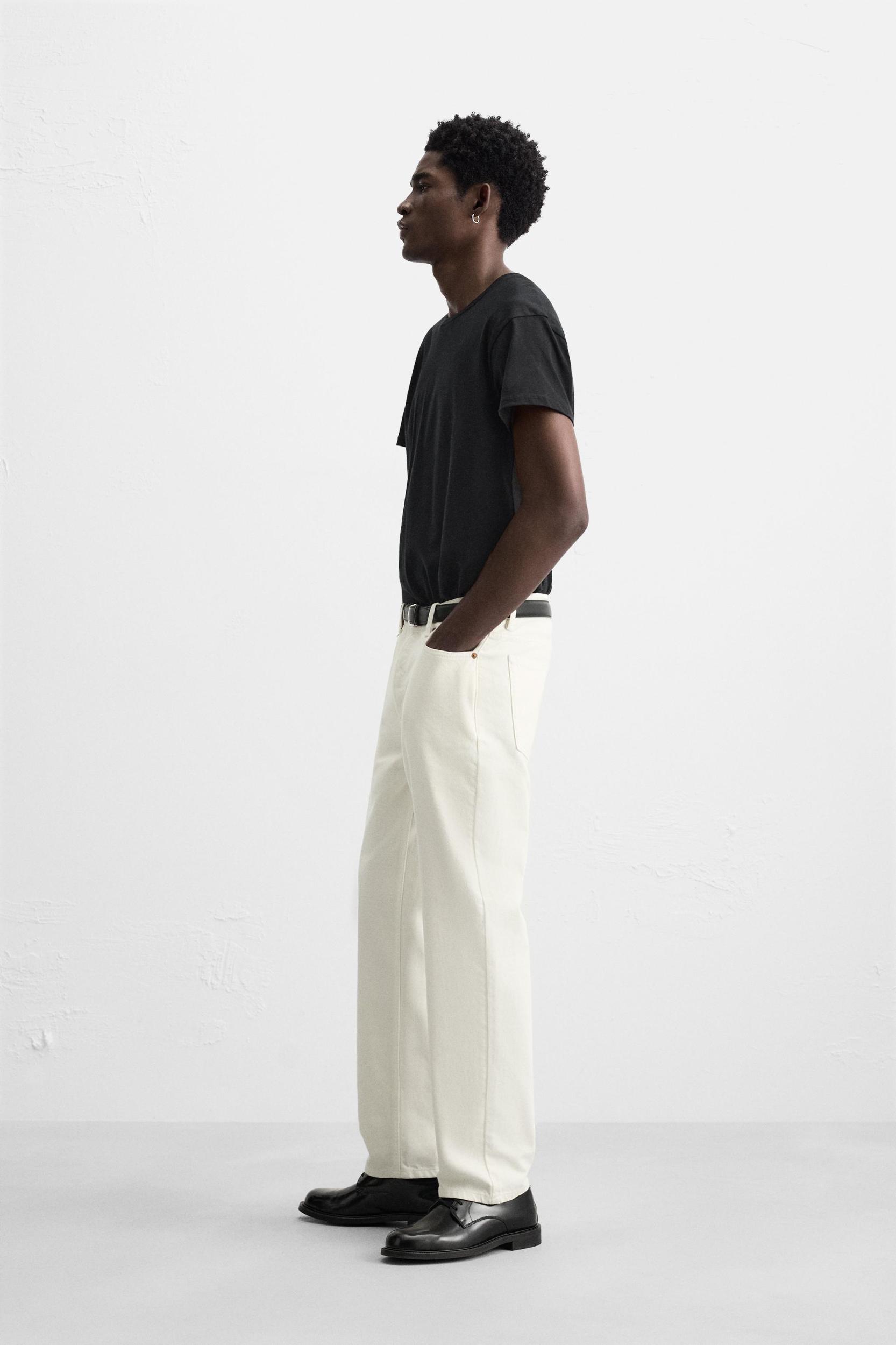 STRAIGHT FIT JEANS Product Image