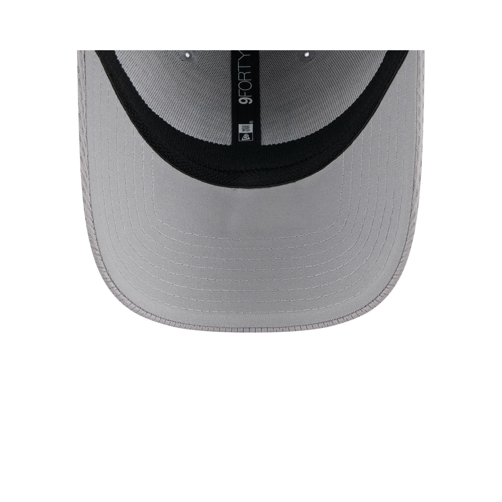Brooklyn Nets Gray 9FORTY Stretch-Snap Hat Male Product Image