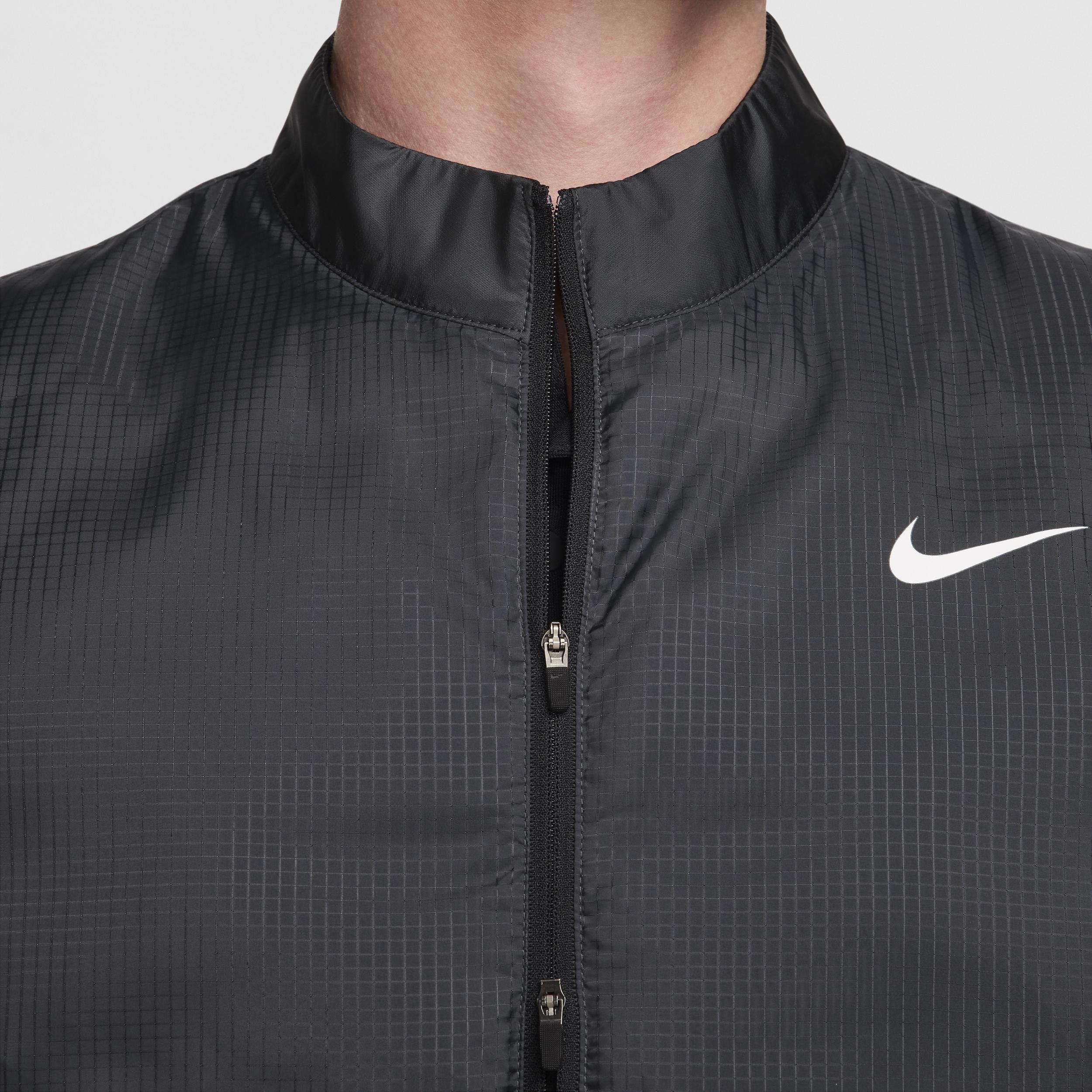 Nike Men's Therma-FIT ADV Repel Golf Vest Product Image