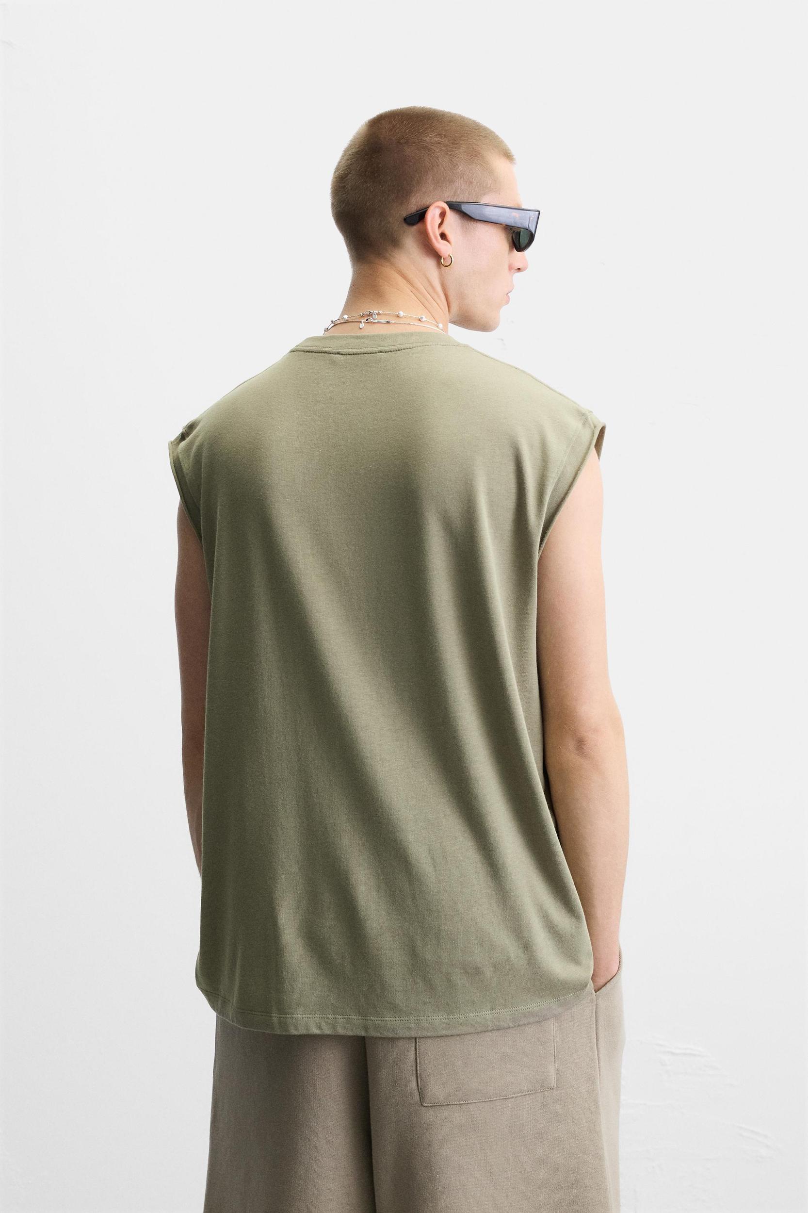 RELAXED FIT TANK TOP Product Image