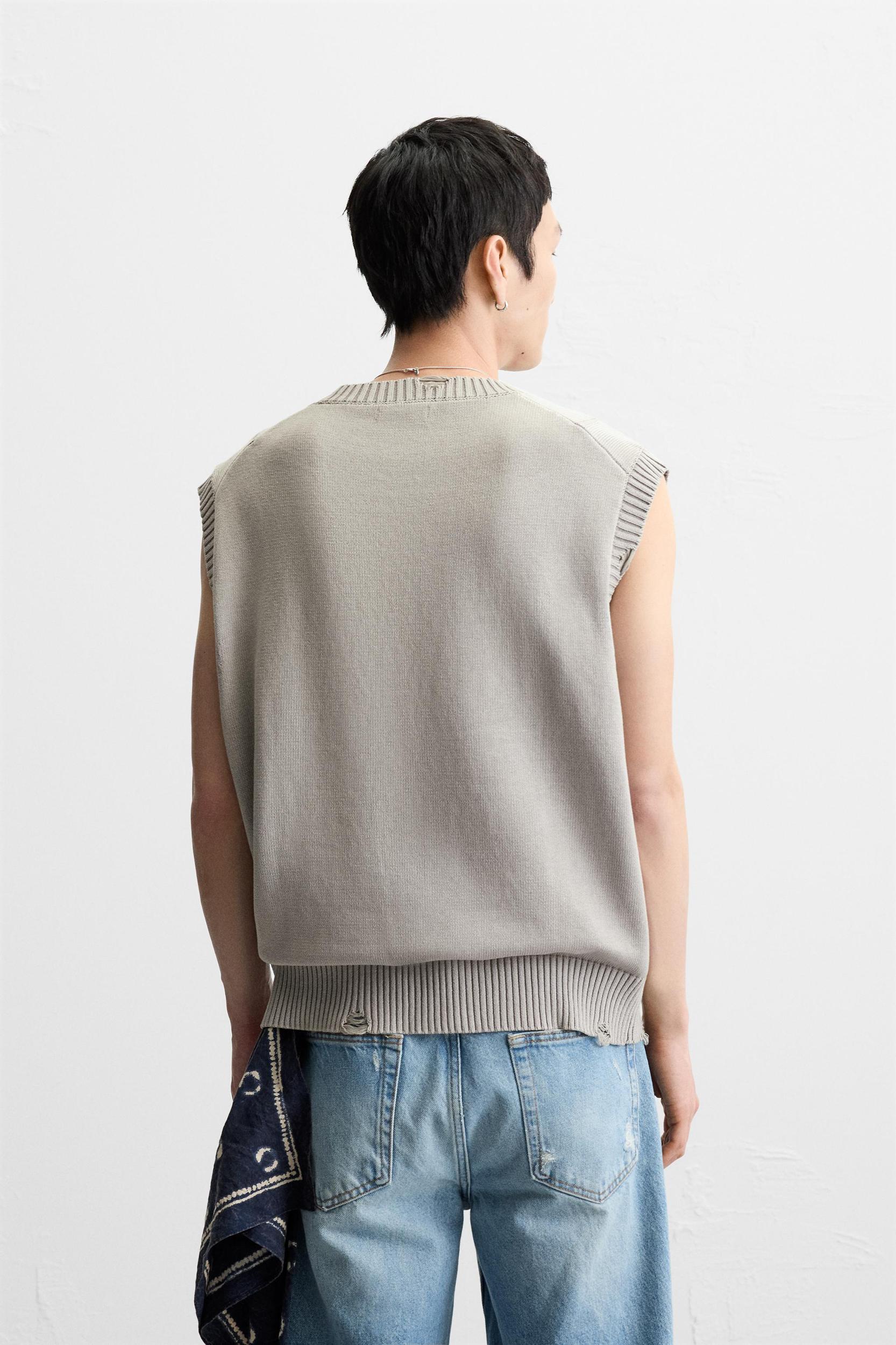 DISTRESSED KNIT VEST Product Image
