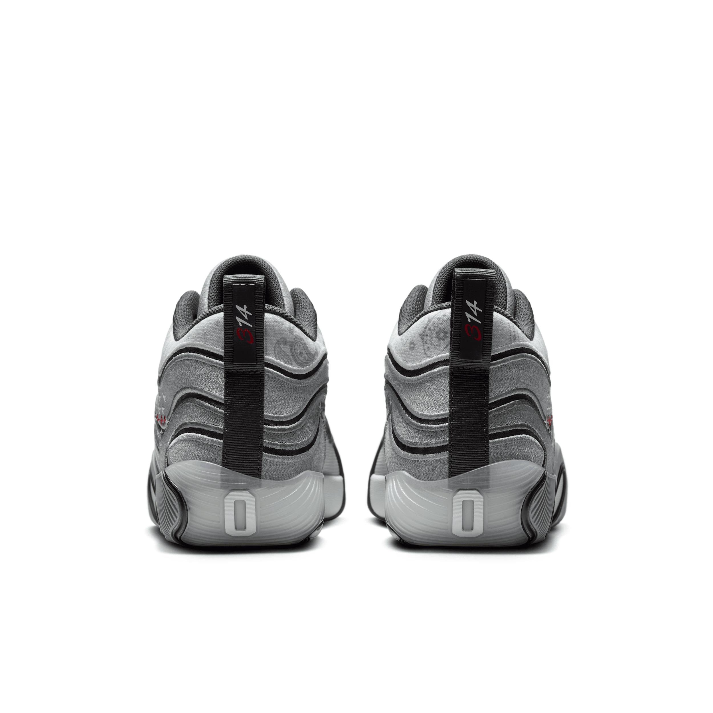 Tatum 3 Basketball Shoes Product Image